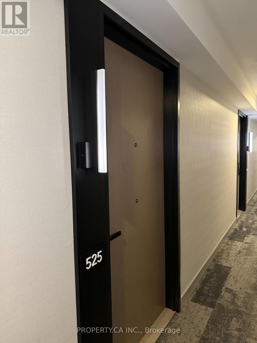 525 - 30 TRETTI WAY Image 13