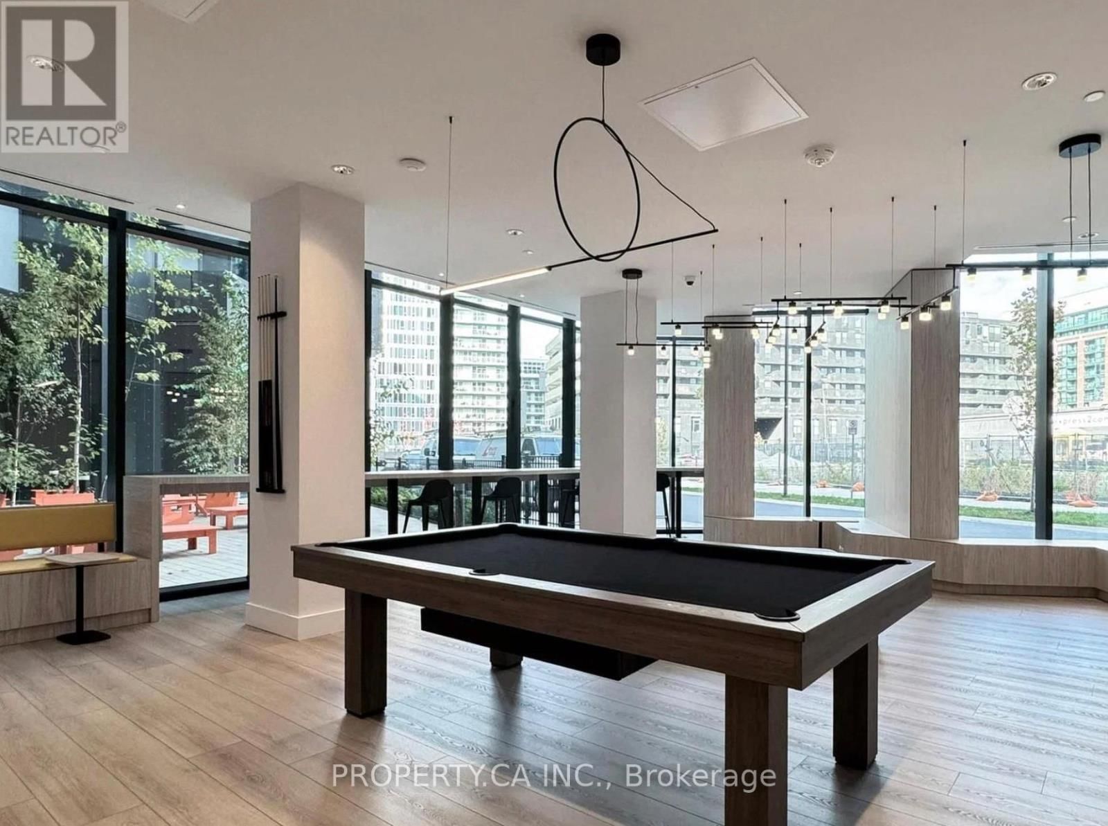 525 - 30 TRETTI WAY Image 18