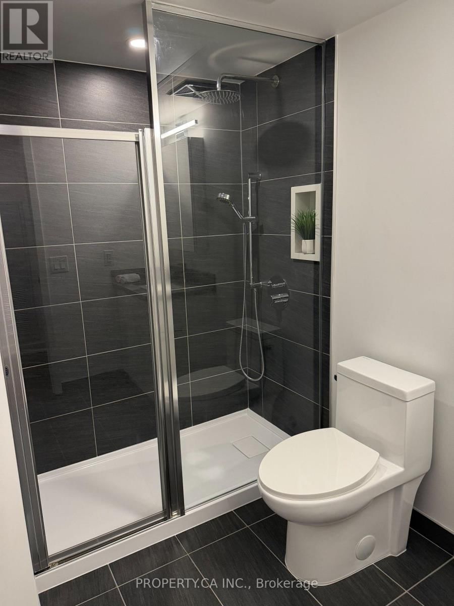 525 - 30 TRETTI WAY Image 8