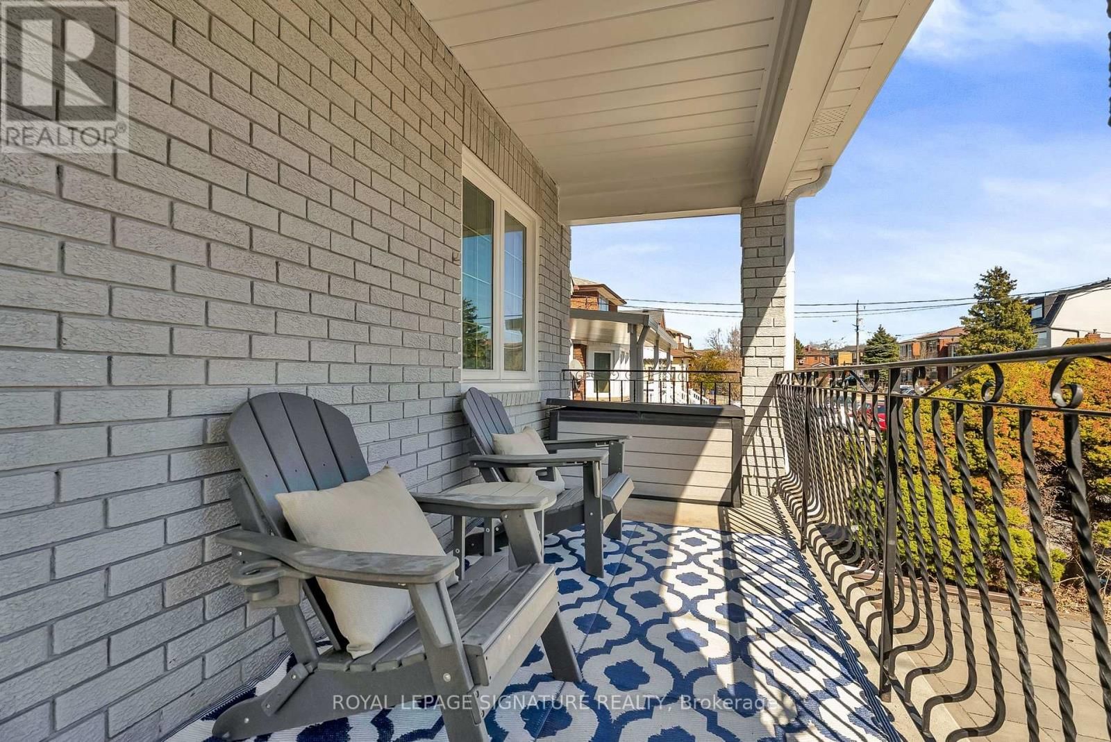 70 CLOVELLY AVENUE Image 2