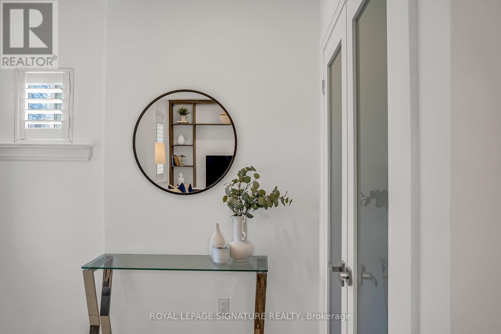 70 CLOVELLY AVENUE Image 3