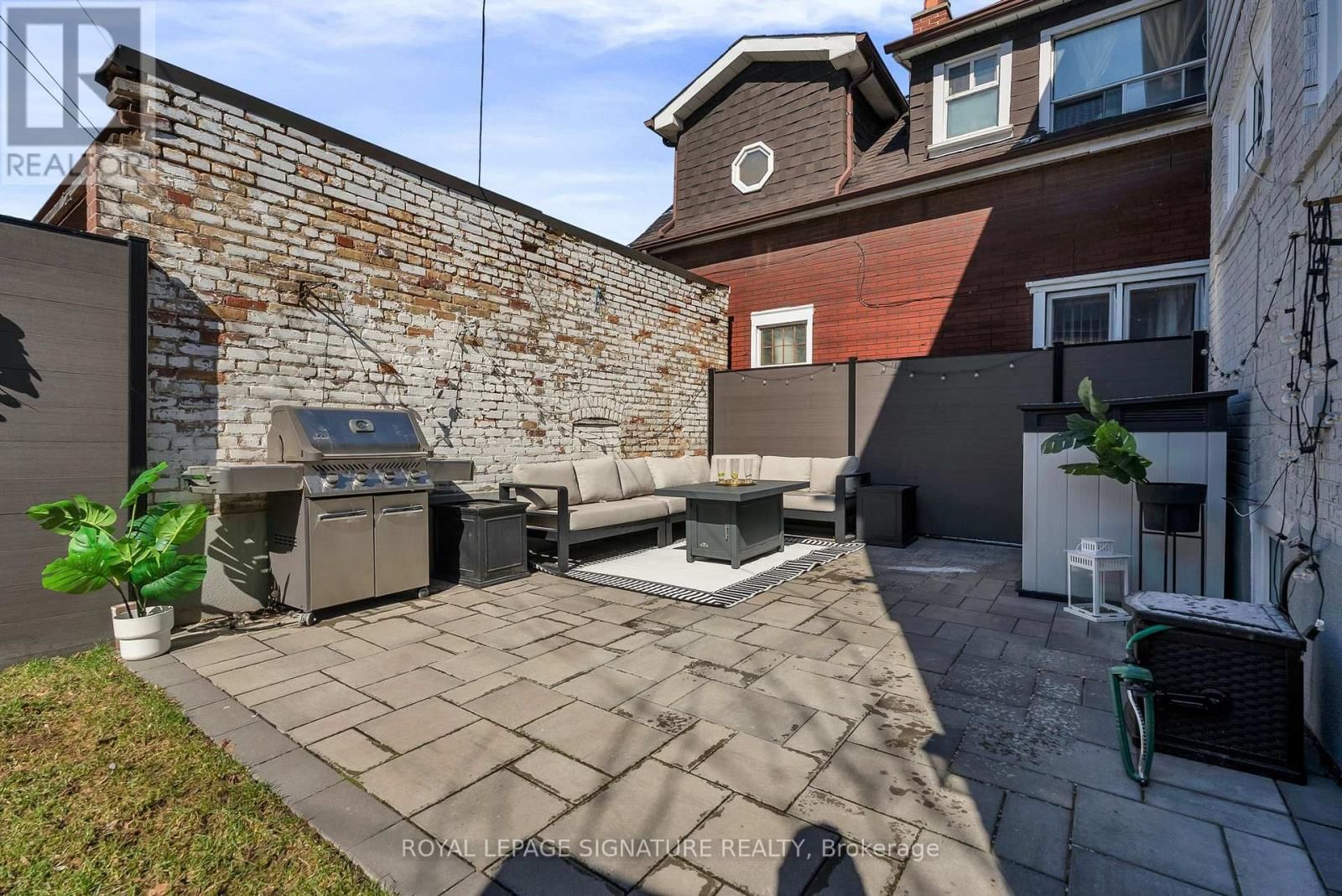 70 CLOVELLY AVENUE Image 34