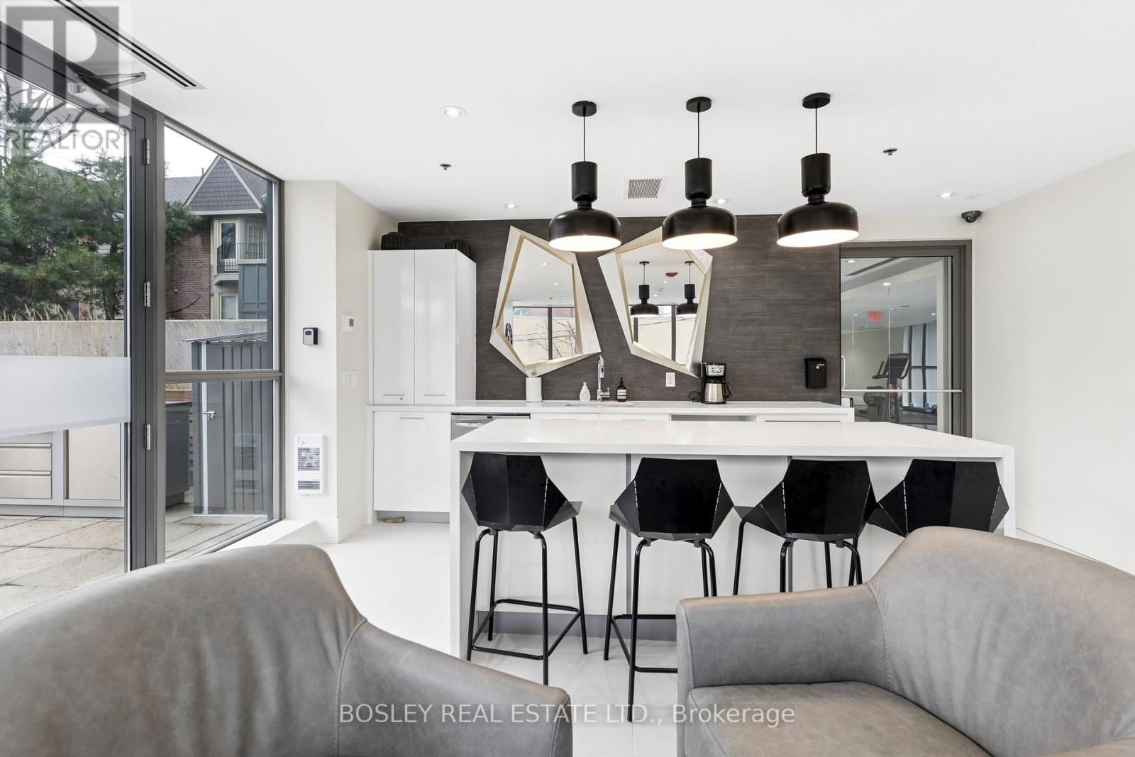 206 - 90 TRINITY STREET Image 25