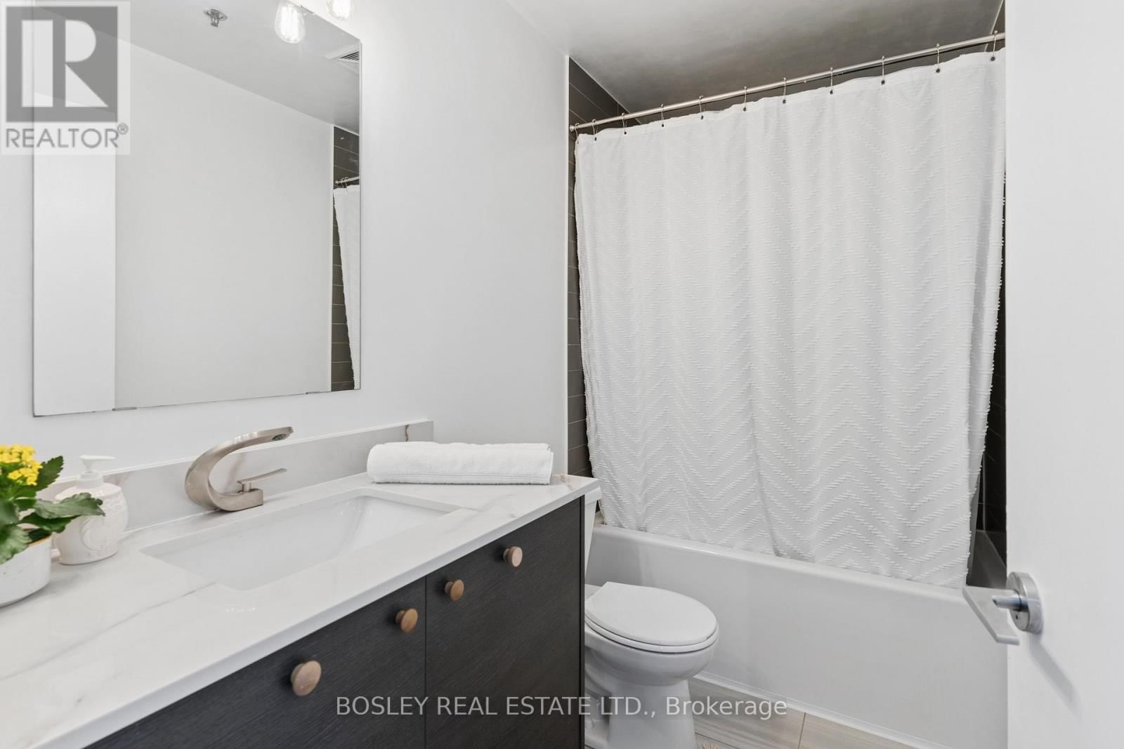 206 - 90 TRINITY STREET Image 6