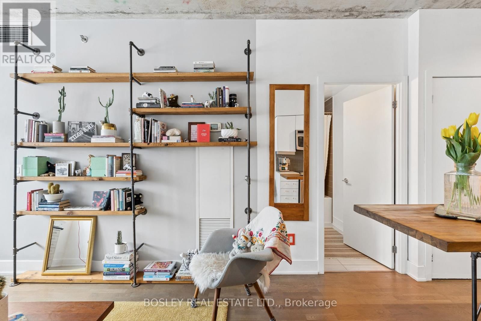 206 - 90 TRINITY STREET Image 9