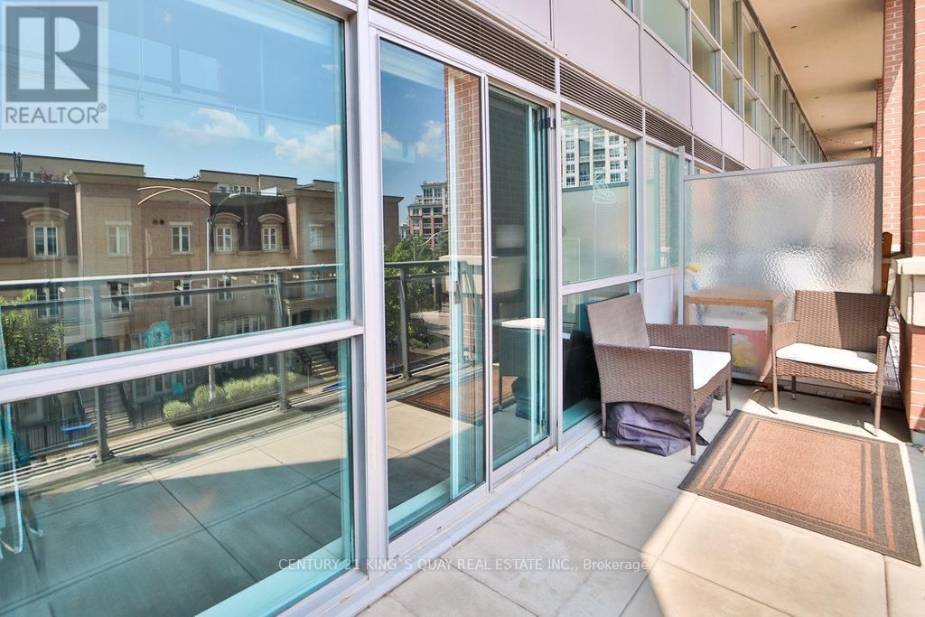 212 - 80 WESTERN BATTERY ROAD Image 17