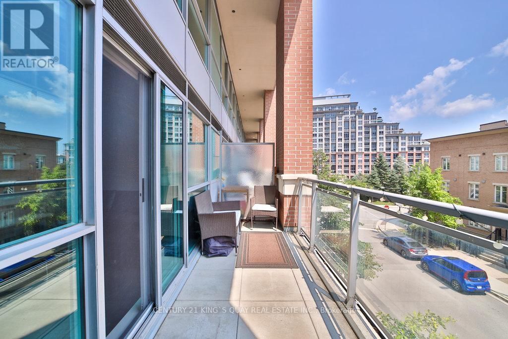 212 - 80 WESTERN BATTERY ROAD Image 18