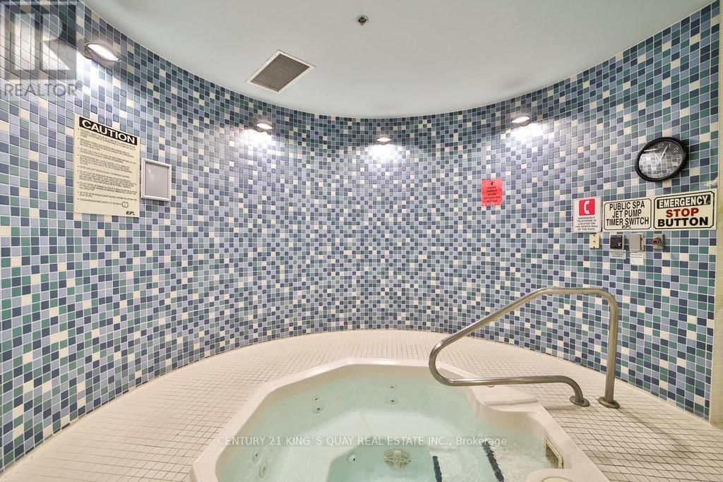 212 - 80 WESTERN BATTERY ROAD Image 37