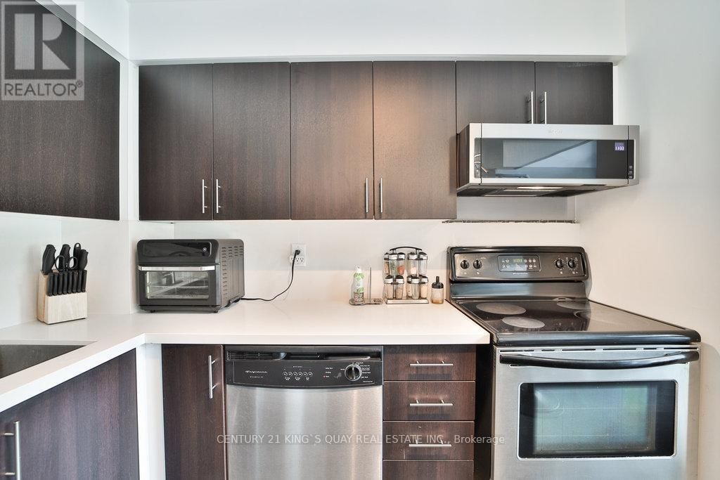 212 - 80 WESTERN BATTERY ROAD Image 9