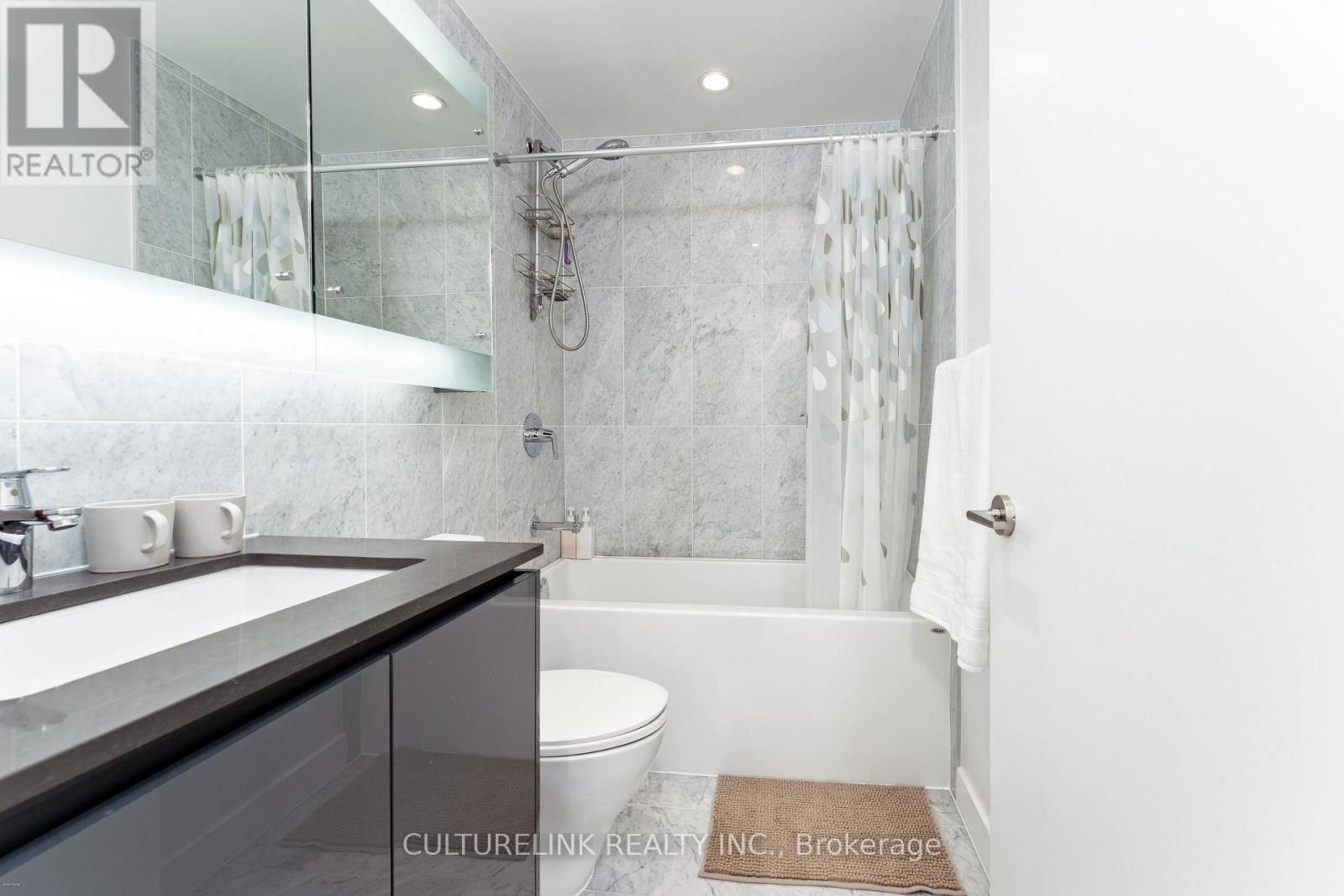 2008 - 117 MCMAHON DRIVE Image 14