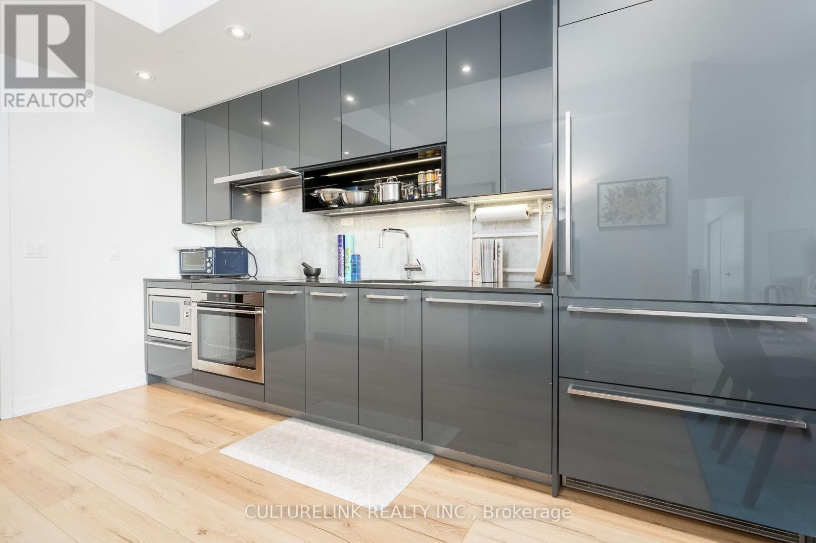 2008 - 117 MCMAHON DRIVE Image 4