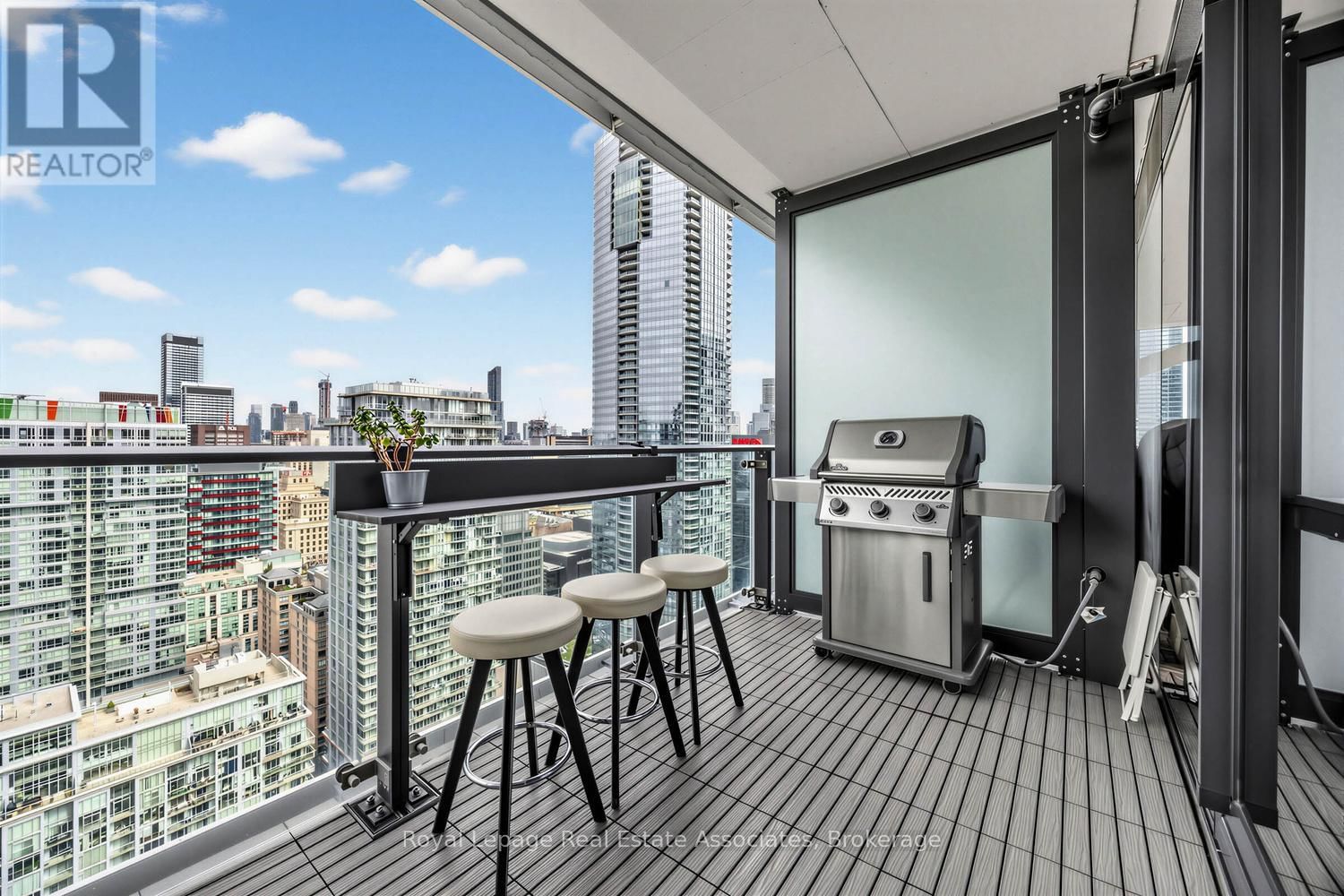 3102 - 224 KING STREET WEST Image 10