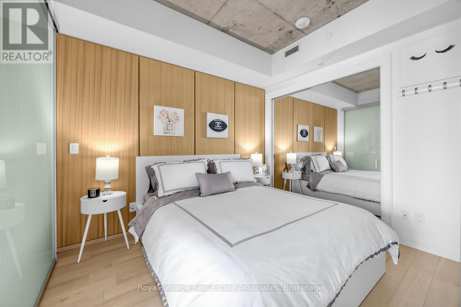 3102 - 224 KING STREET WEST Image 13