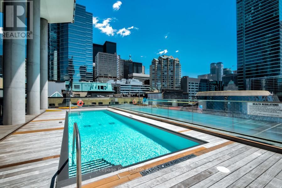 3102 - 224 KING STREET WEST Image 18