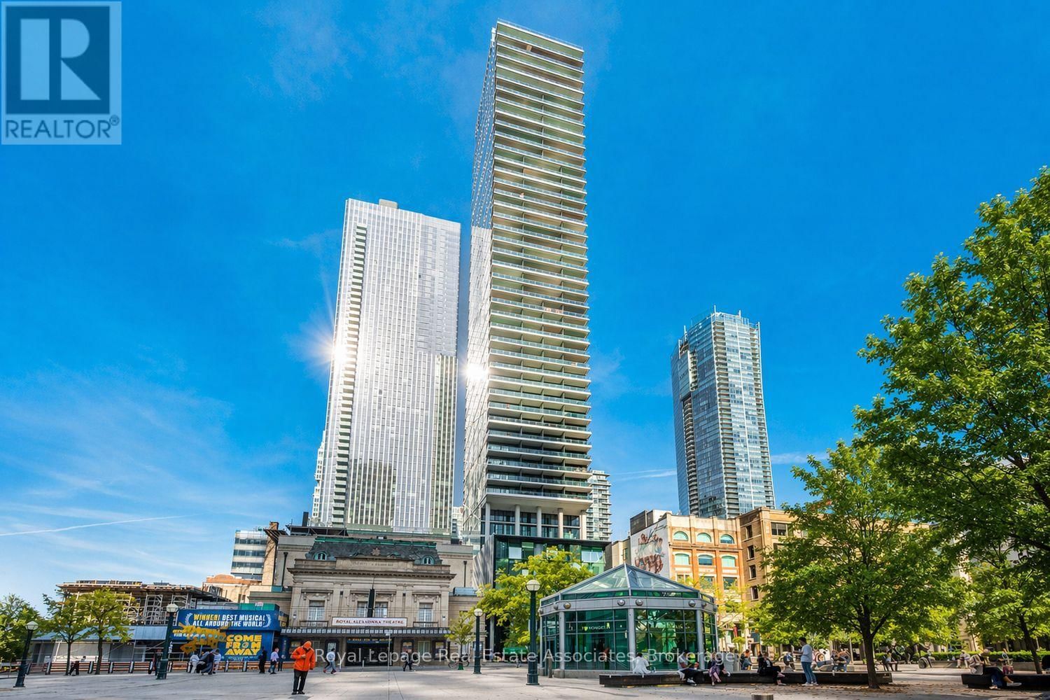 3102 - 224 KING STREET WEST Image 24