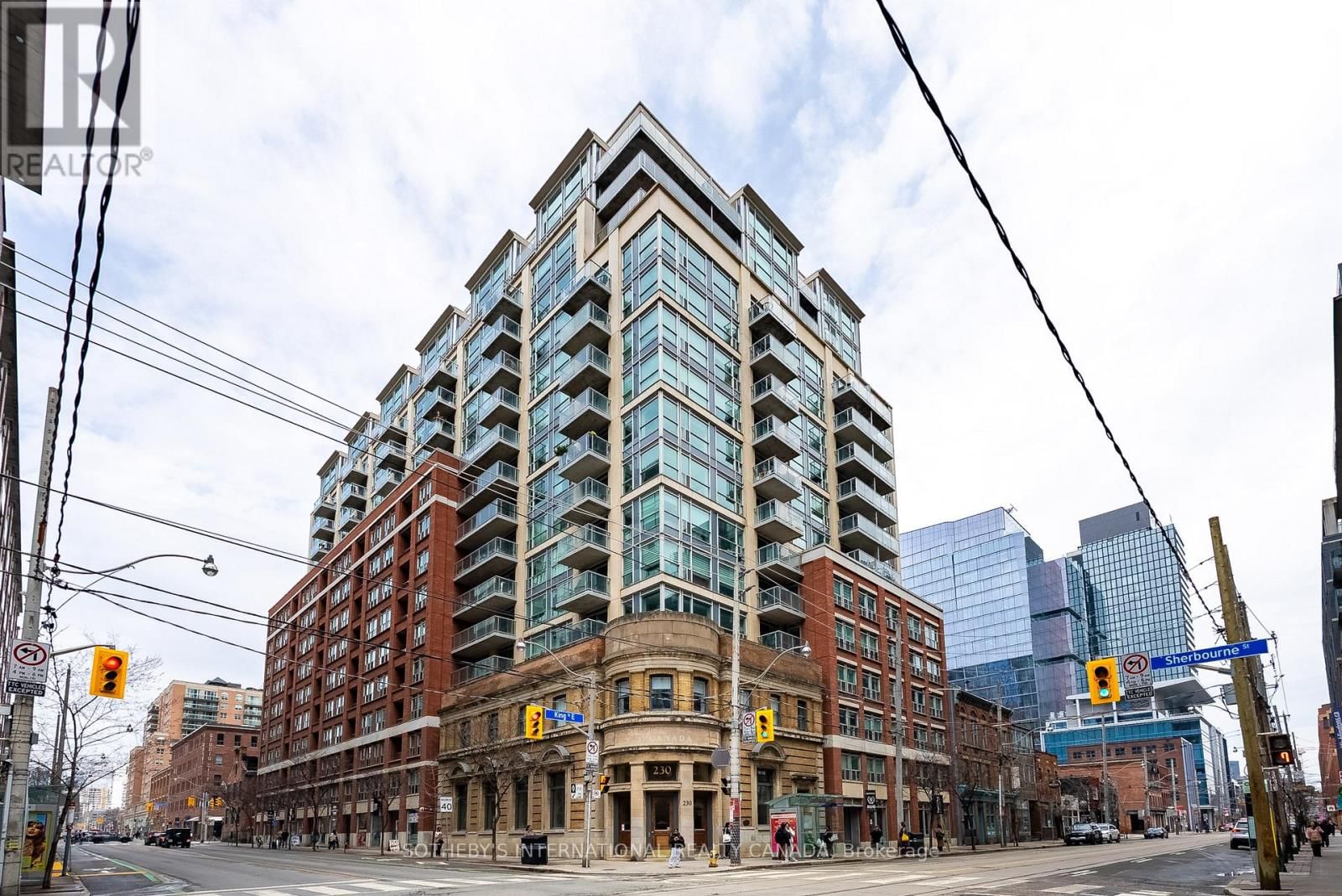 1105 - 230 KING STREET EAST Image 37