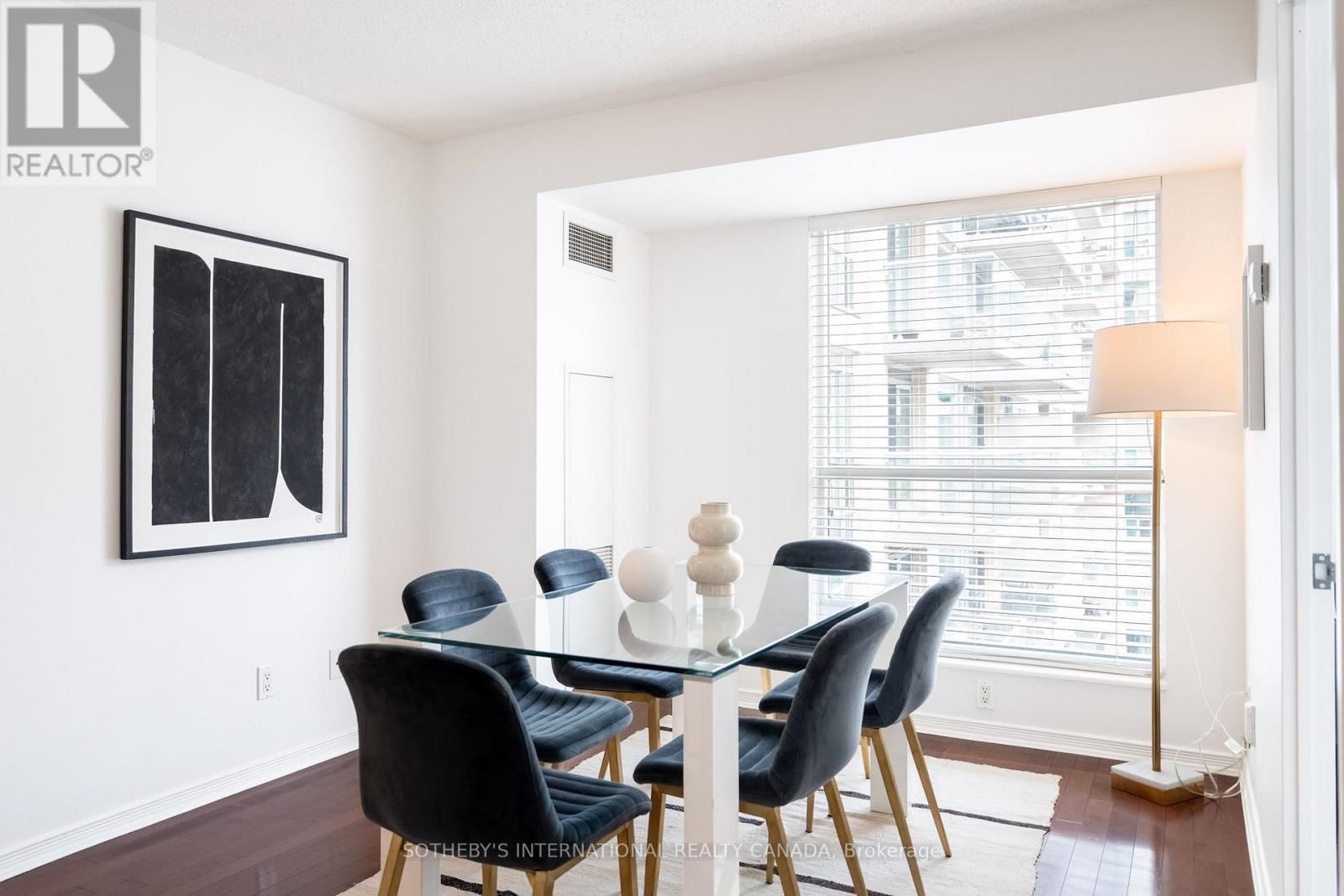 1105 - 230 KING STREET EAST Image 8