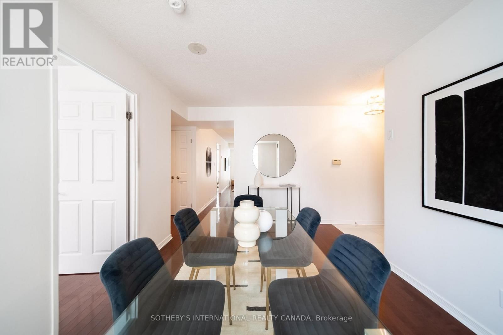 1105 - 230 KING STREET EAST Image 9