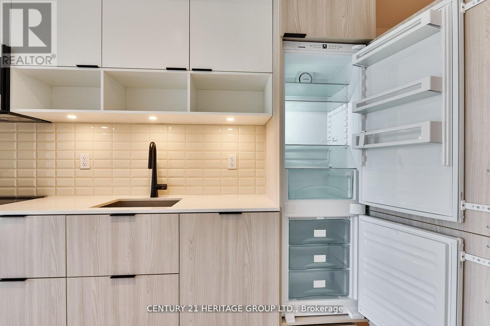 S560 - 180 MILL STREET Image 11