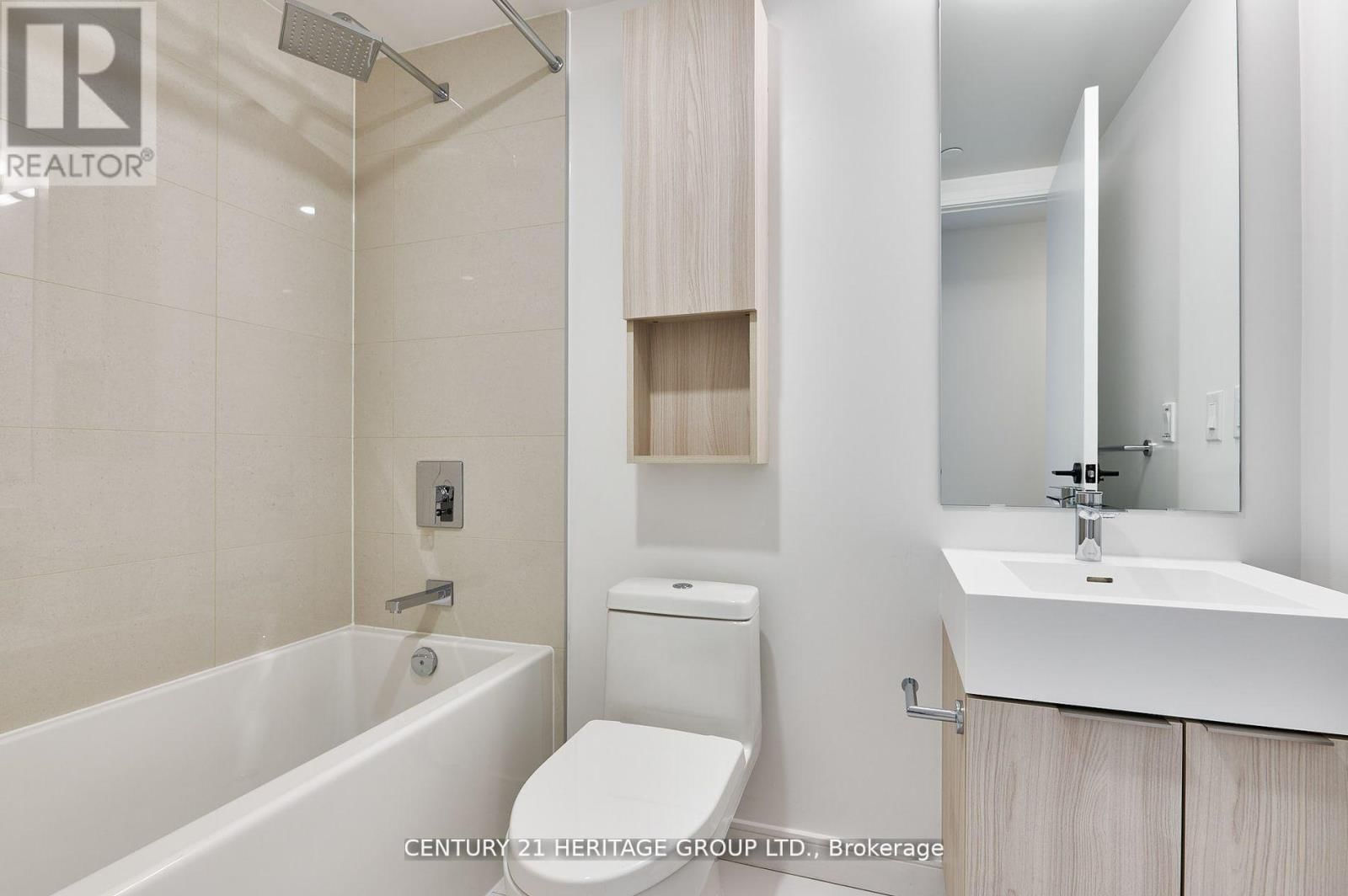 S560 - 180 MILL STREET Image 17