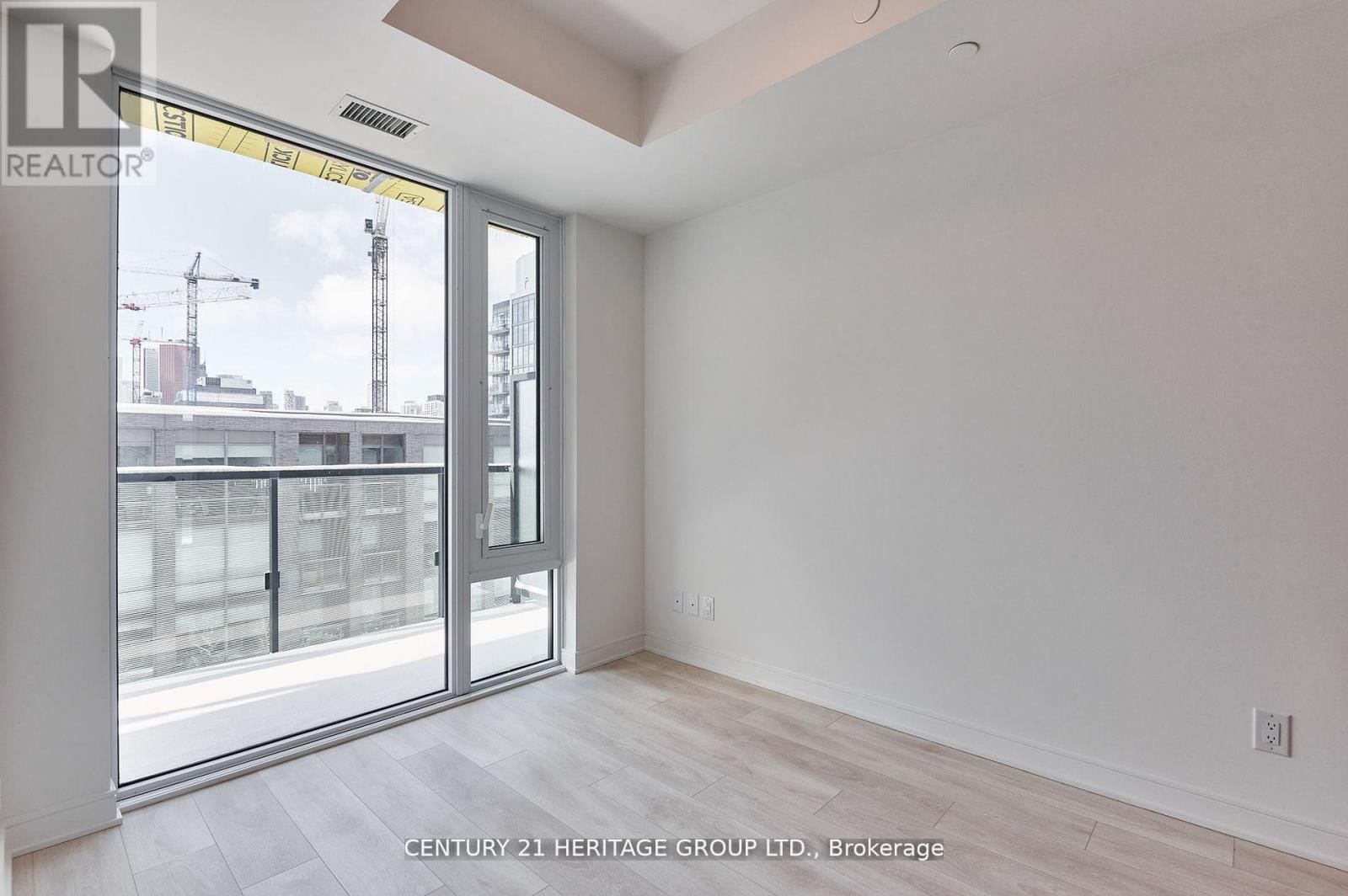 S560 - 180 MILL STREET Image 20