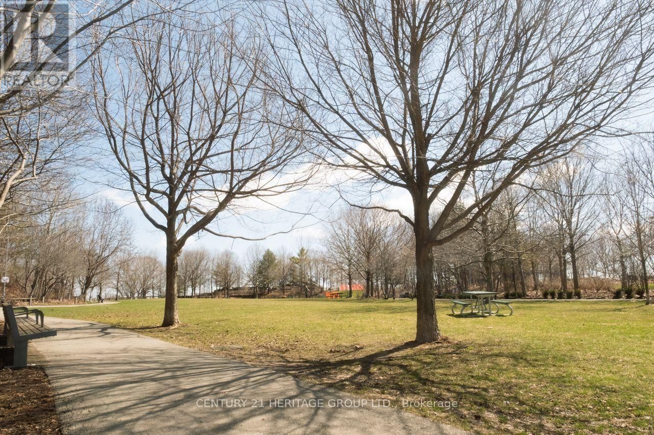 S560 - 180 MILL STREET Image 31