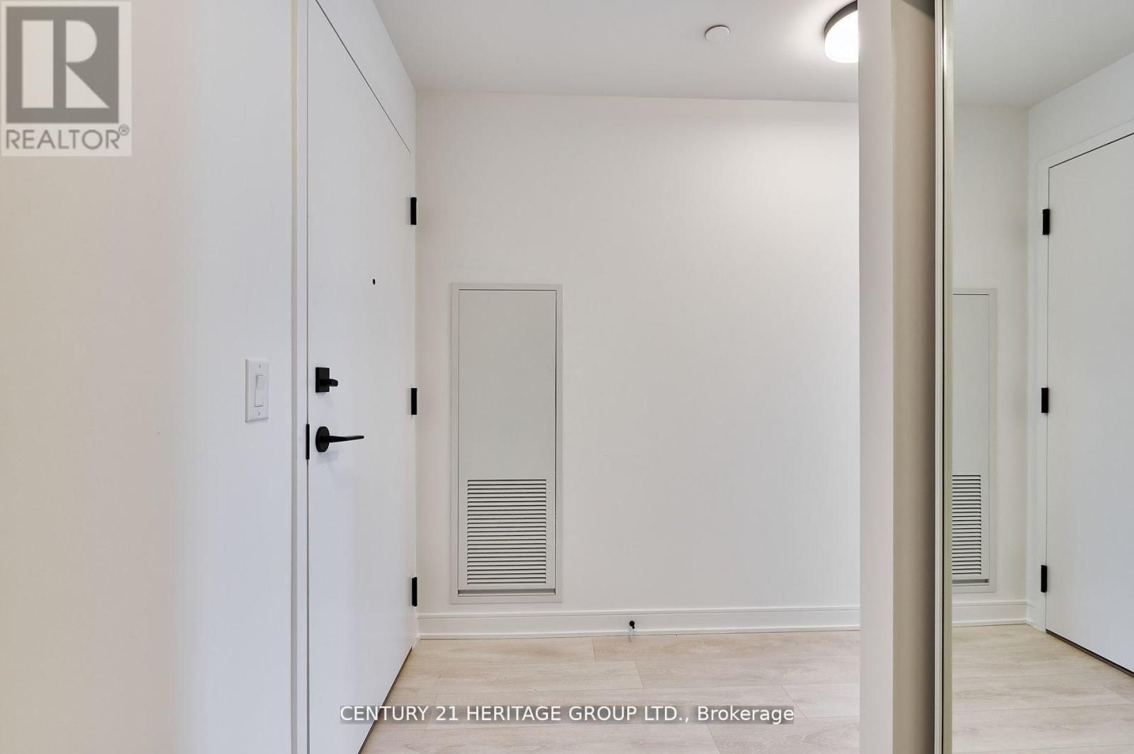 S560 - 180 MILL STREET Image 6