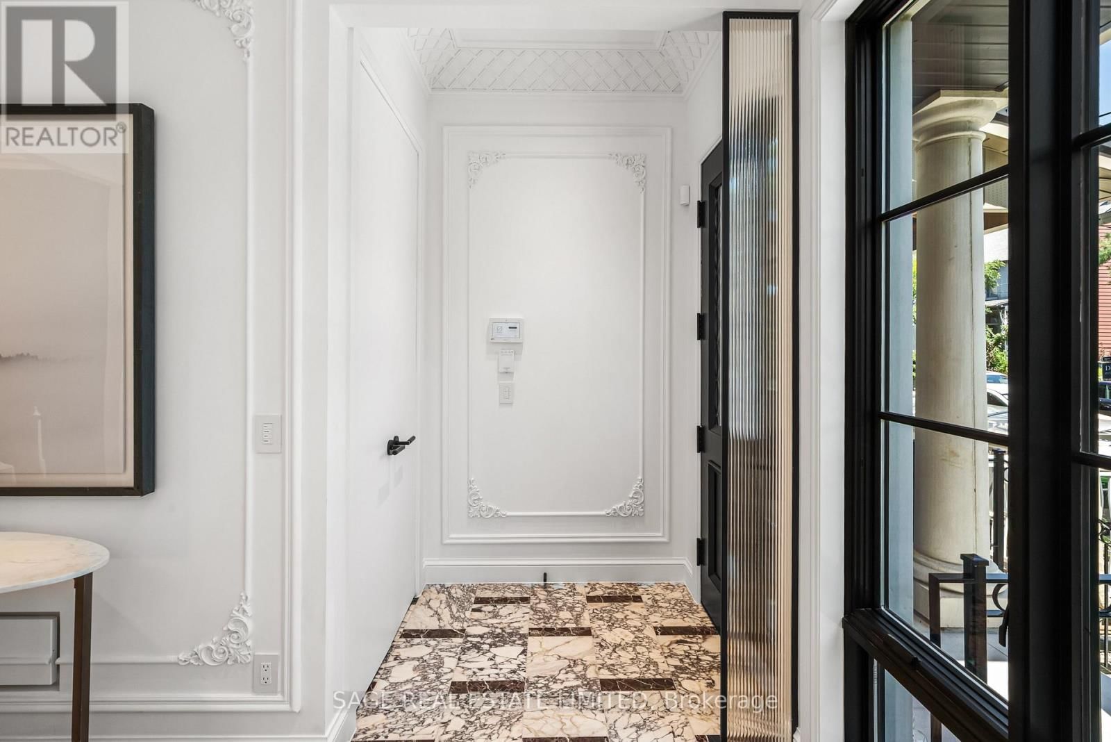 72 MONTROSE AVENUE Image 2