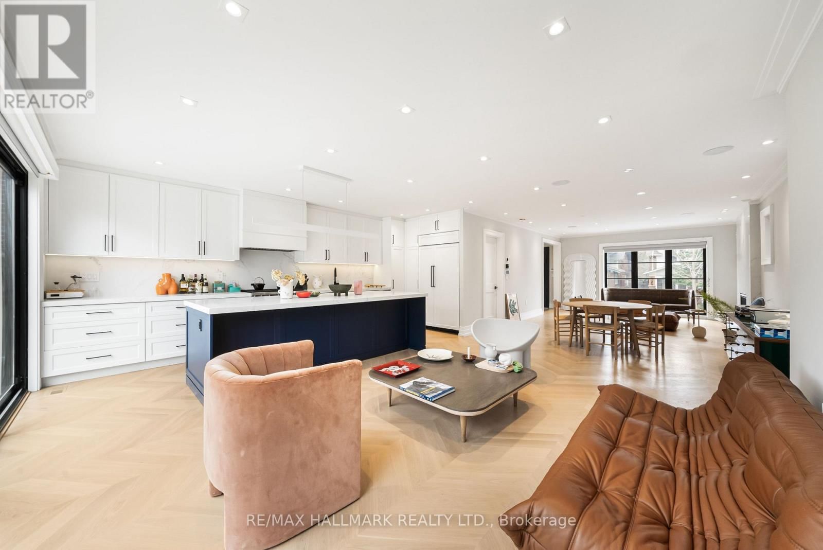 26 CAREY ROAD Image 14