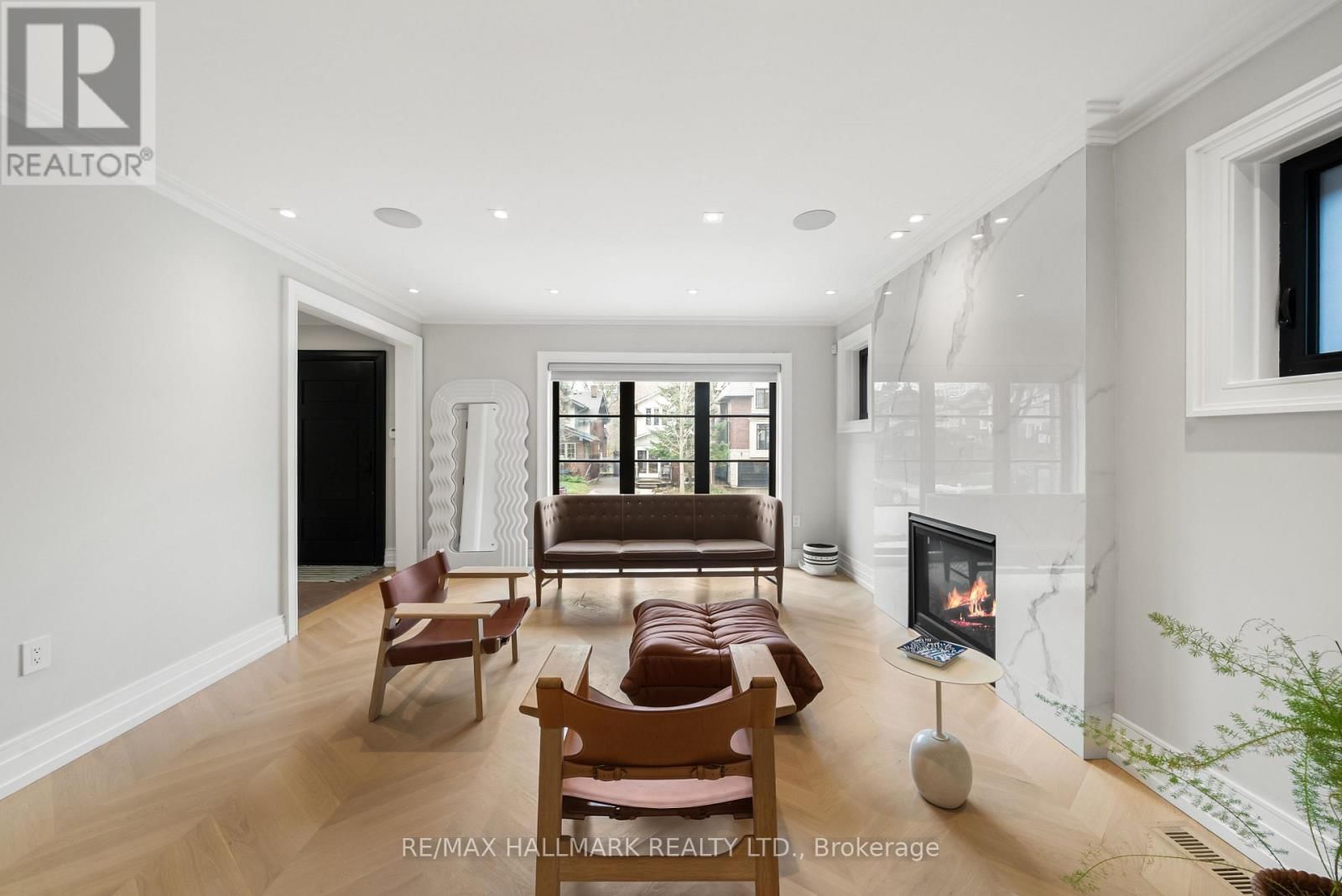 26 CAREY ROAD Image 8