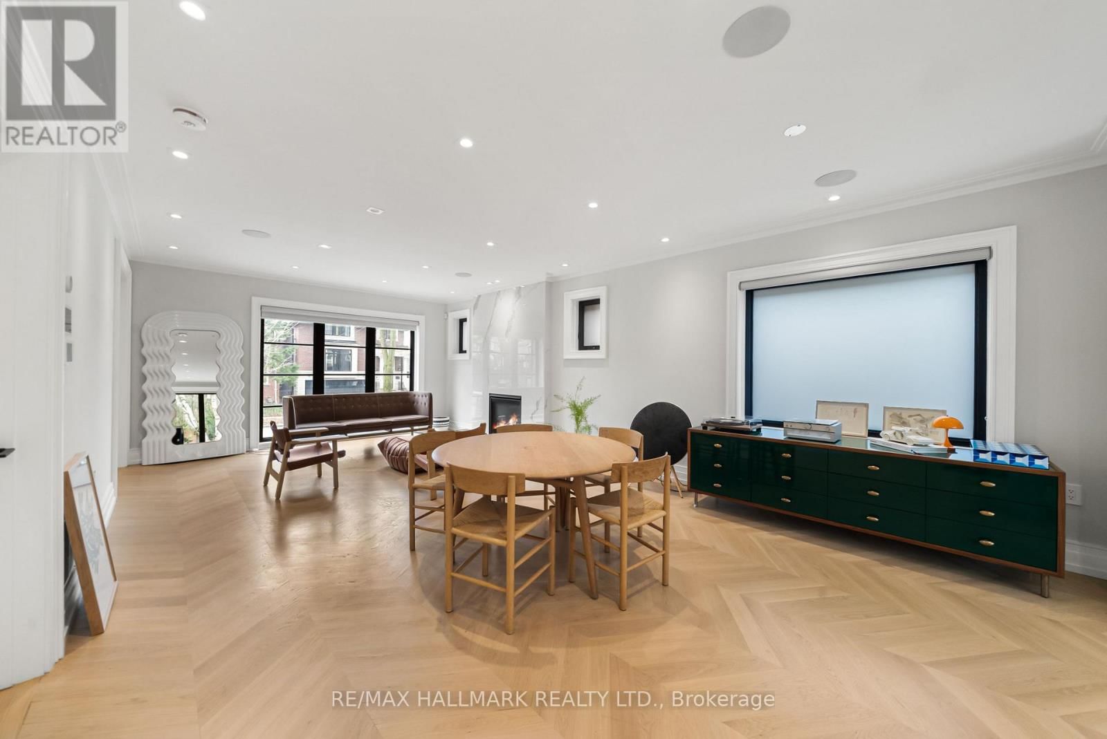 26 CAREY ROAD Image 9