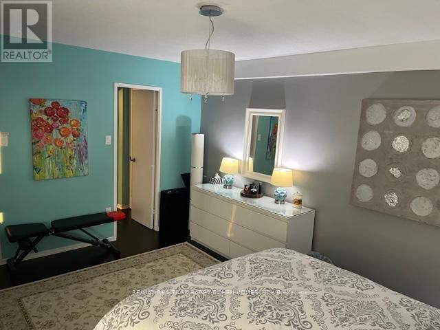 304 - 150 NEPTUNE DRIVE Image 2