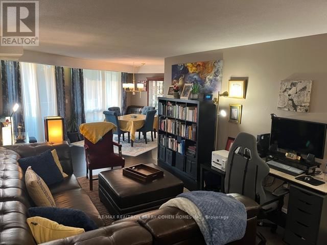 304 - 150 NEPTUNE DRIVE Image 4