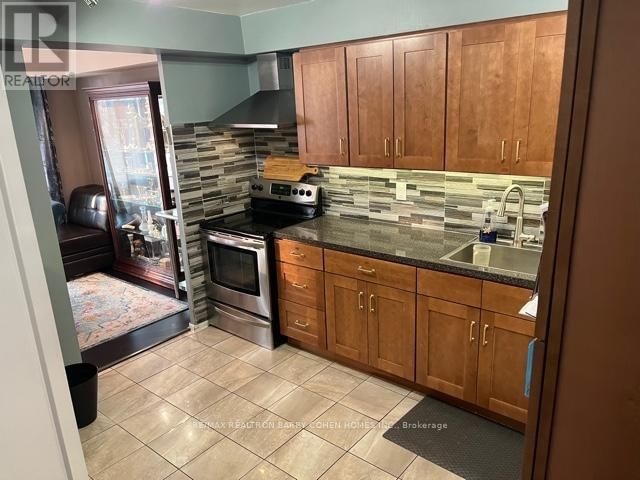 304 - 150 NEPTUNE DRIVE Image 9