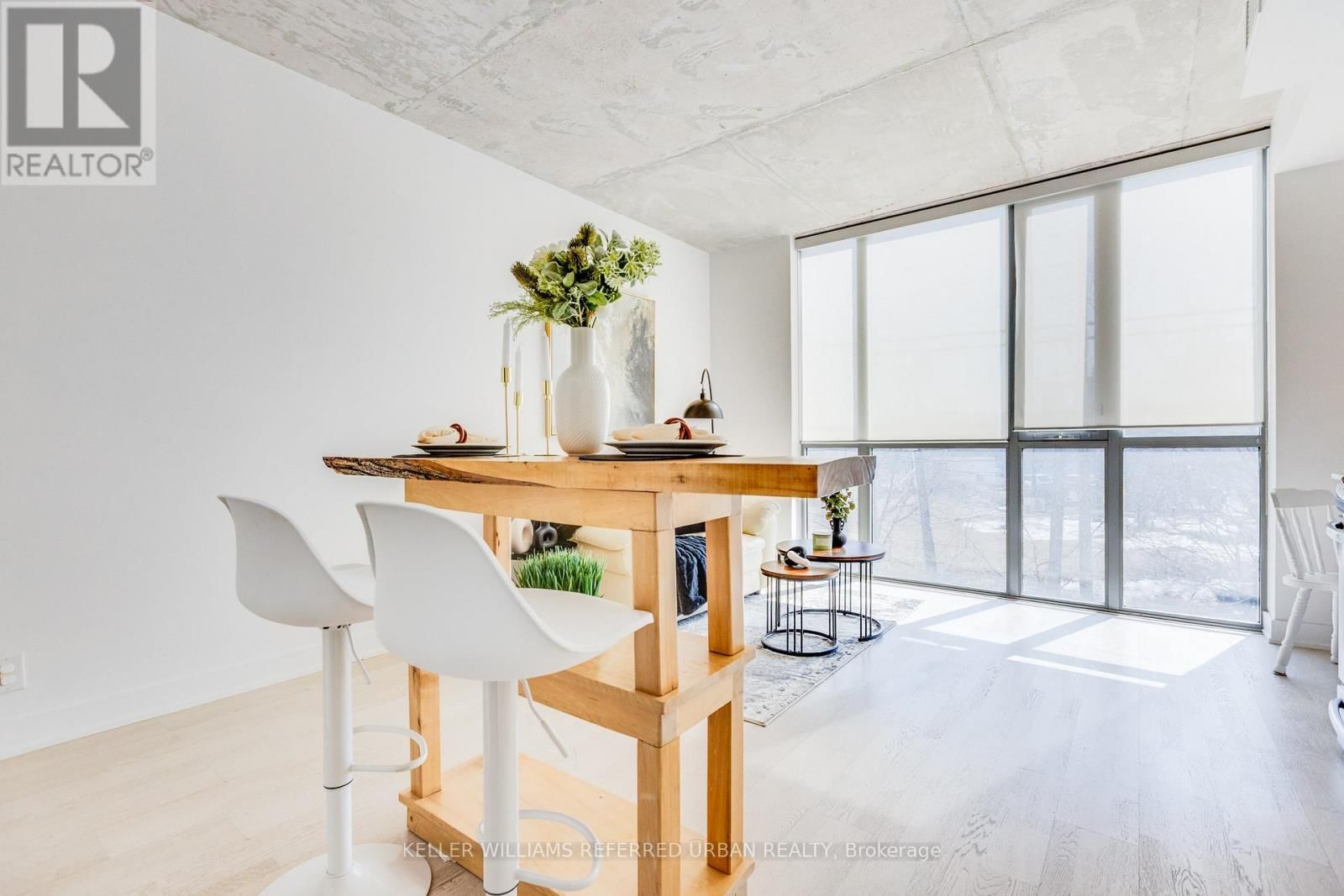 208 - 2 GLADSTONE AVENUE Image 10