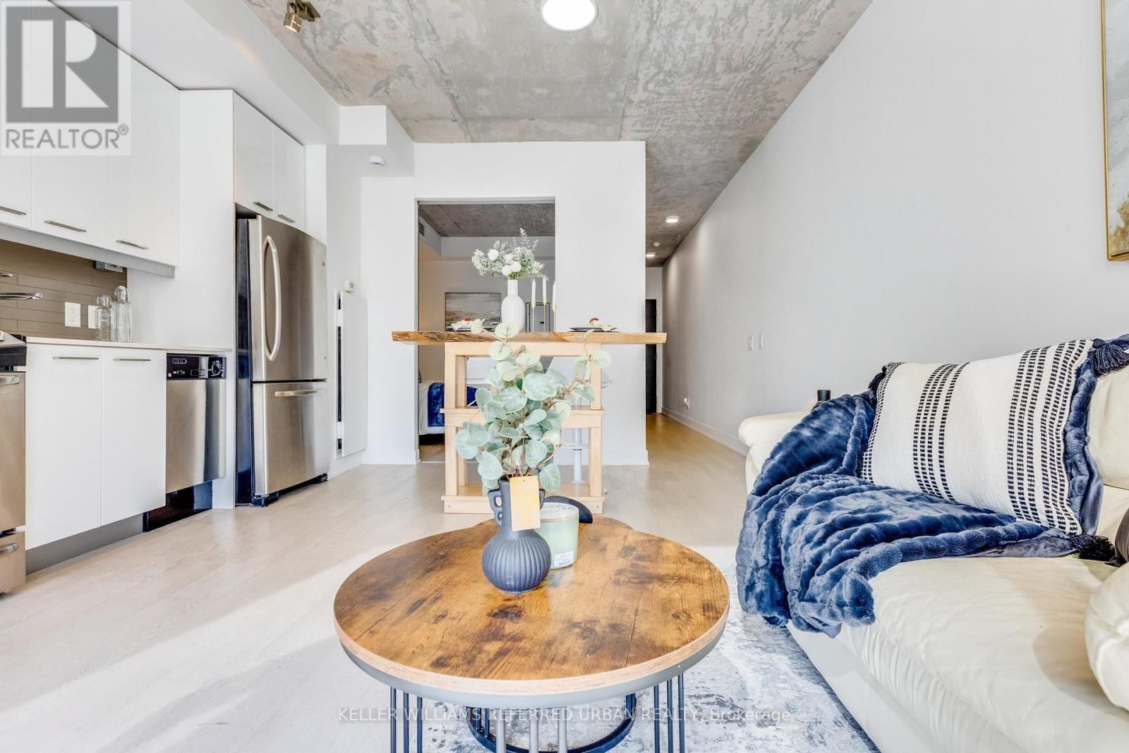 208 - 2 GLADSTONE AVENUE Image 19