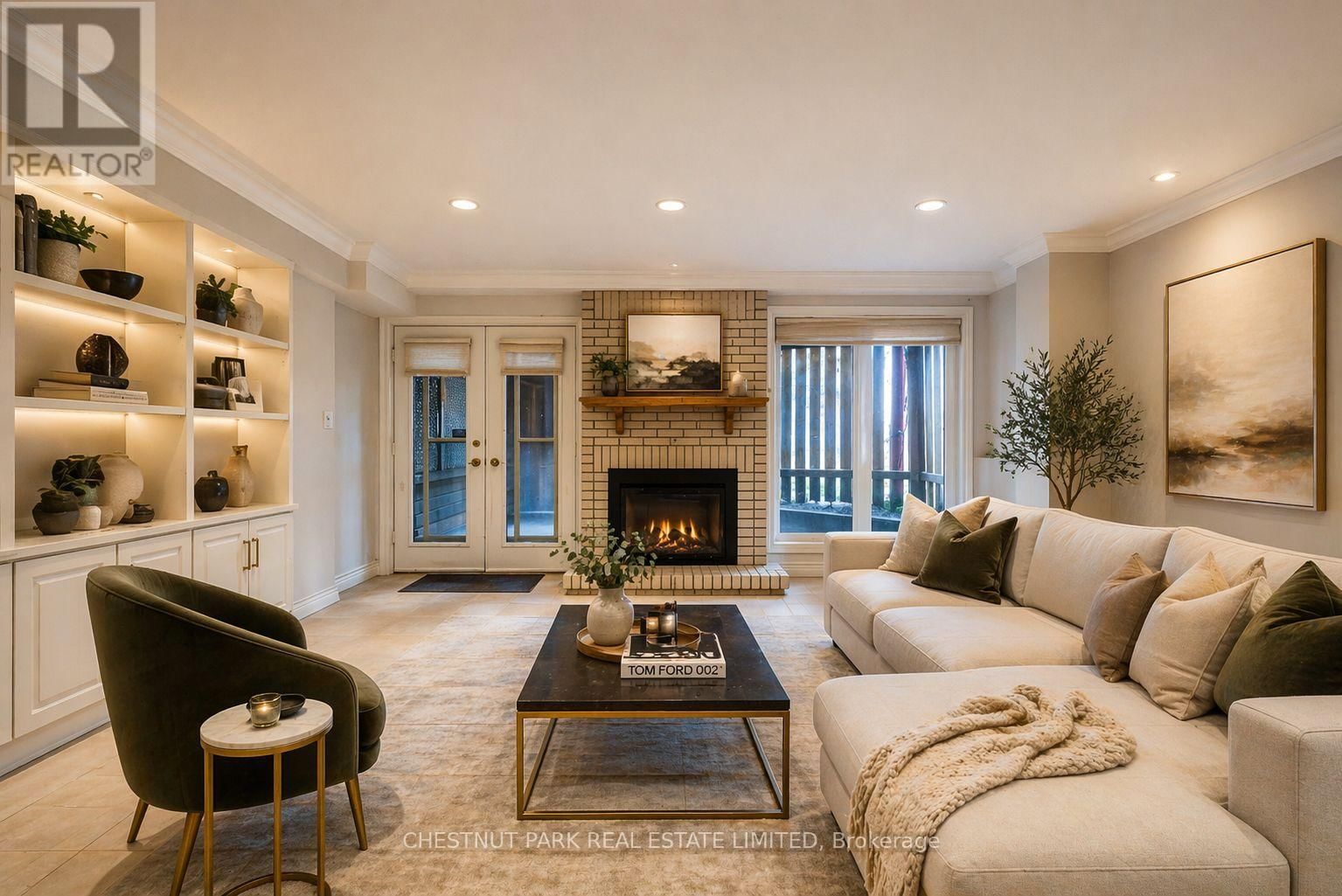 263 ERSKINE AVENUE Image 35