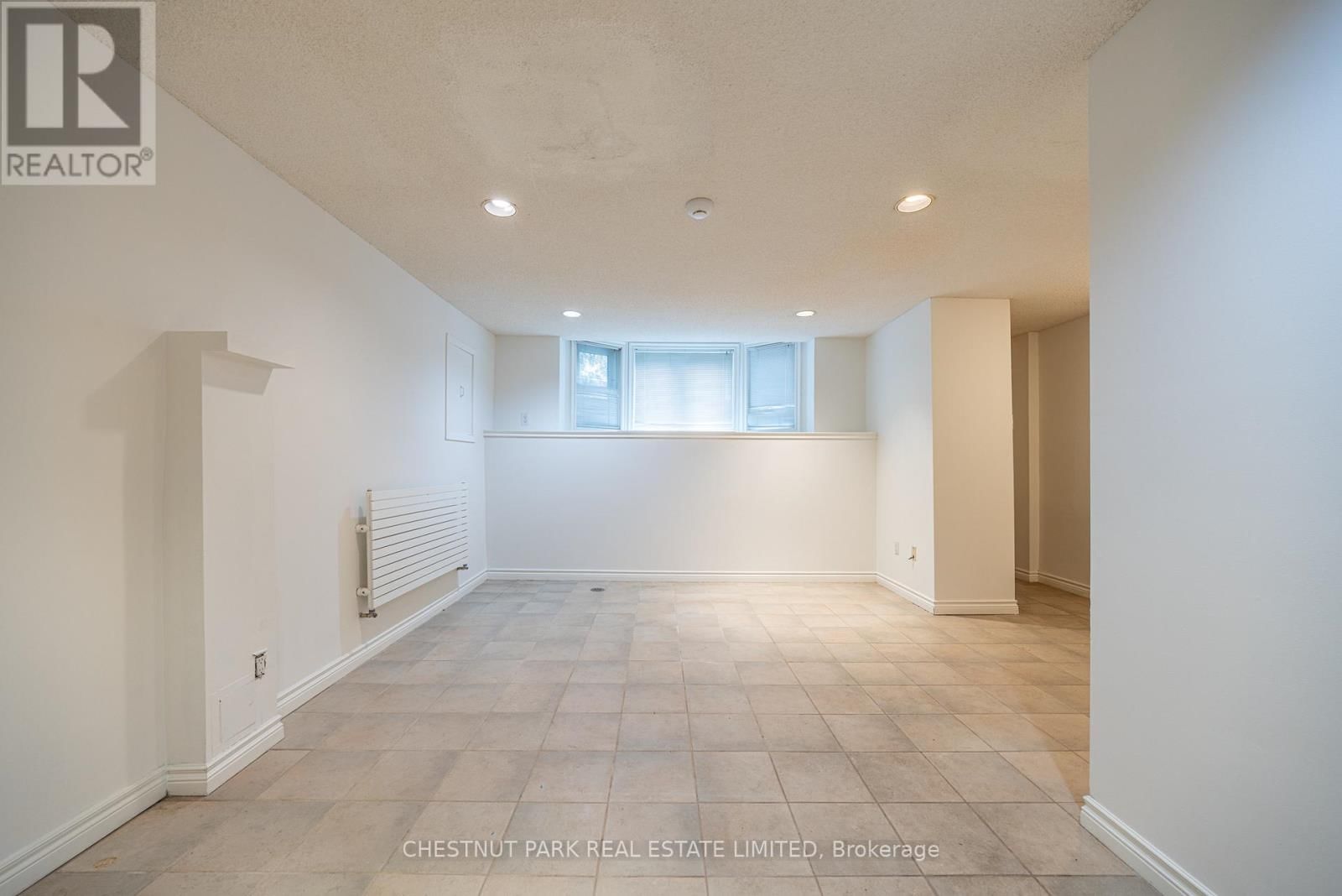 263 ERSKINE AVENUE Image 41