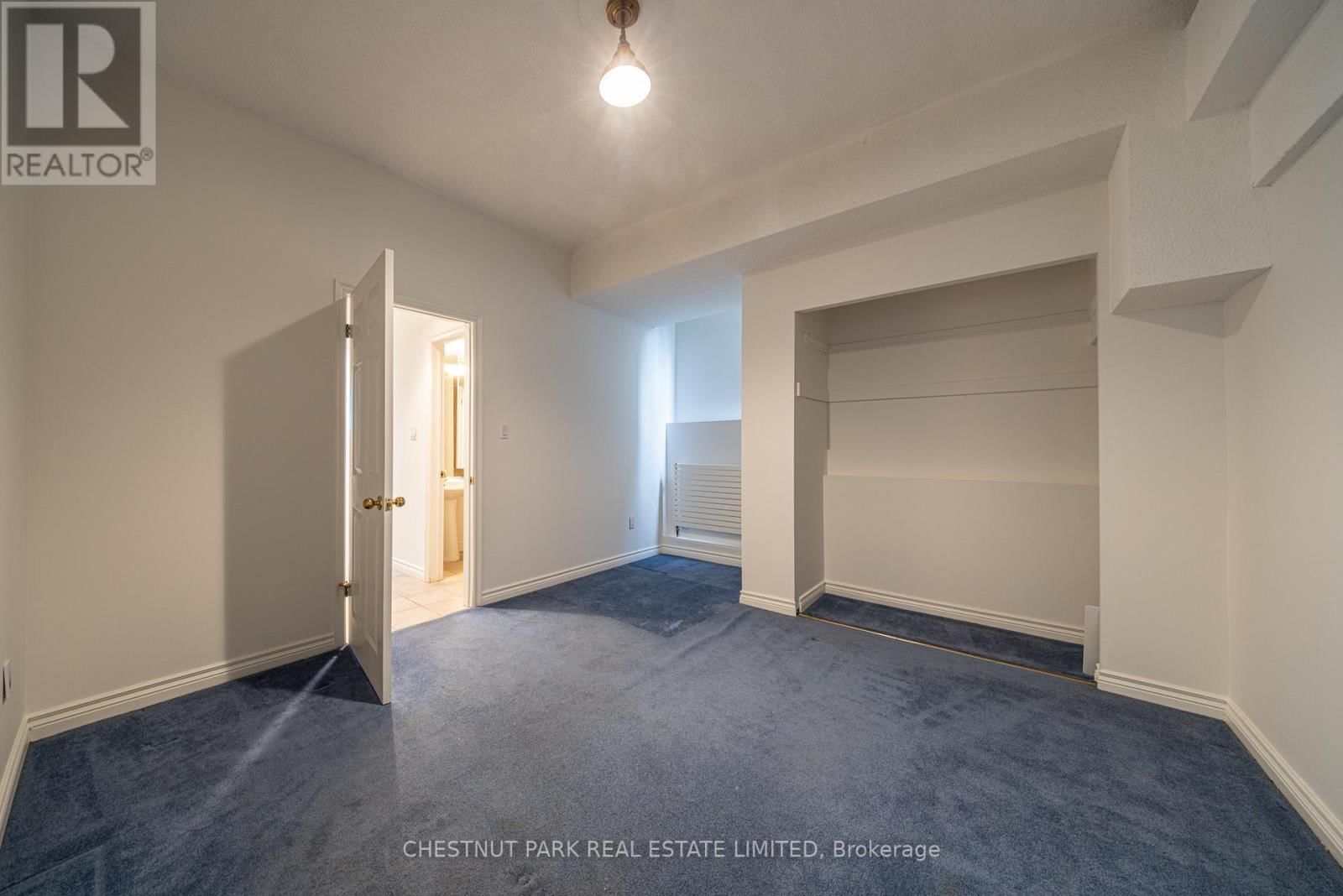 263 ERSKINE AVENUE Image 42