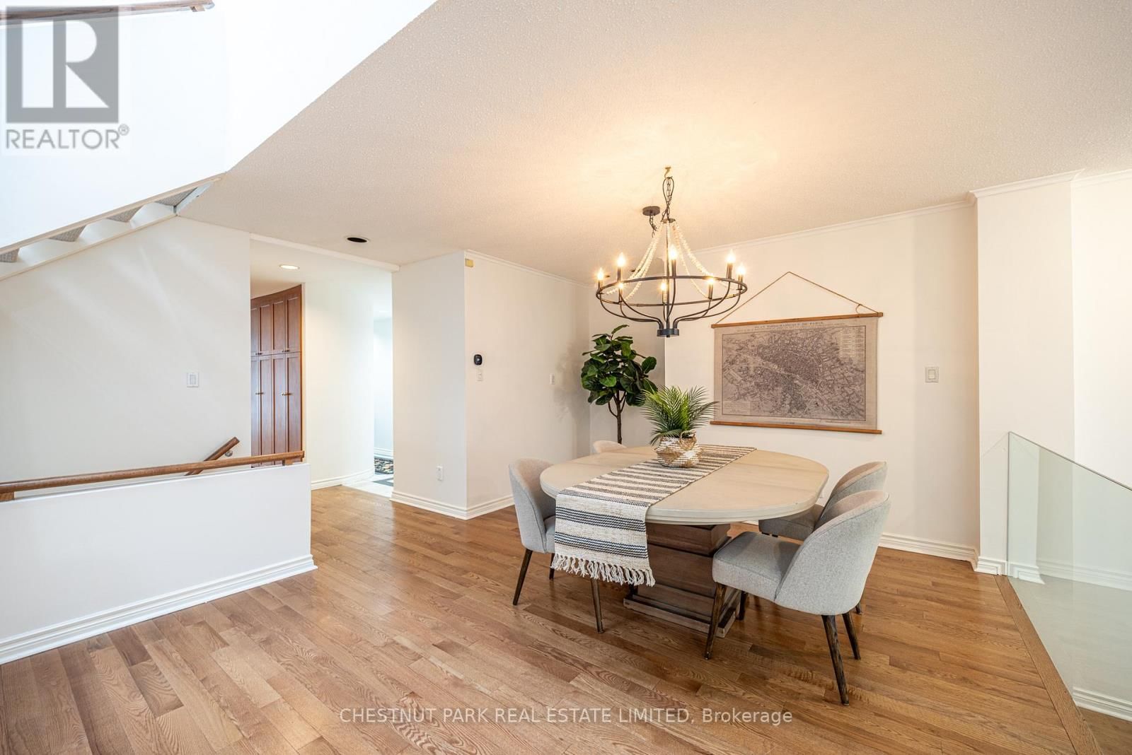 263 ERSKINE AVENUE Image 8