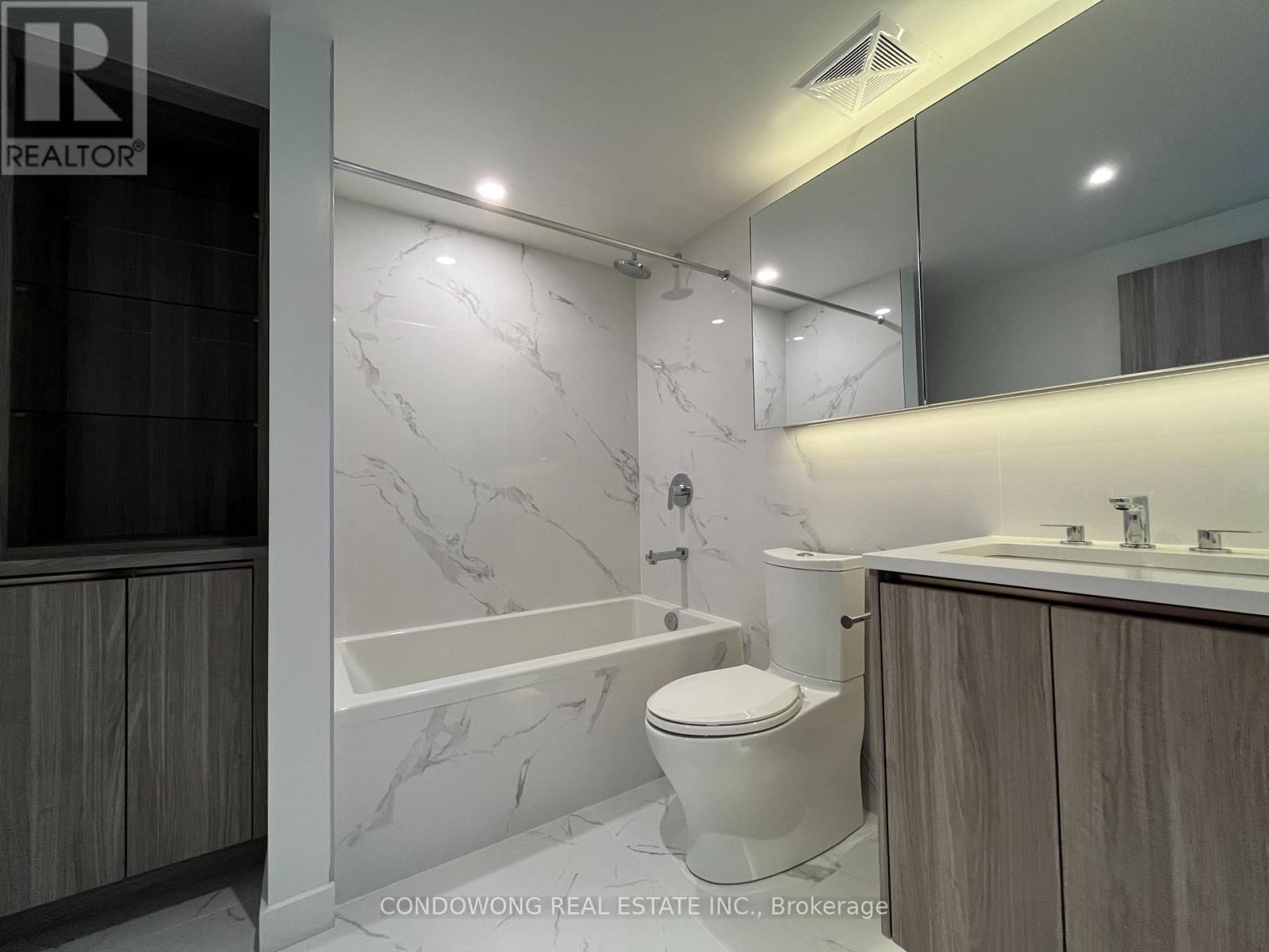 1807 - 25 MCMAHON DRIVE Image 7