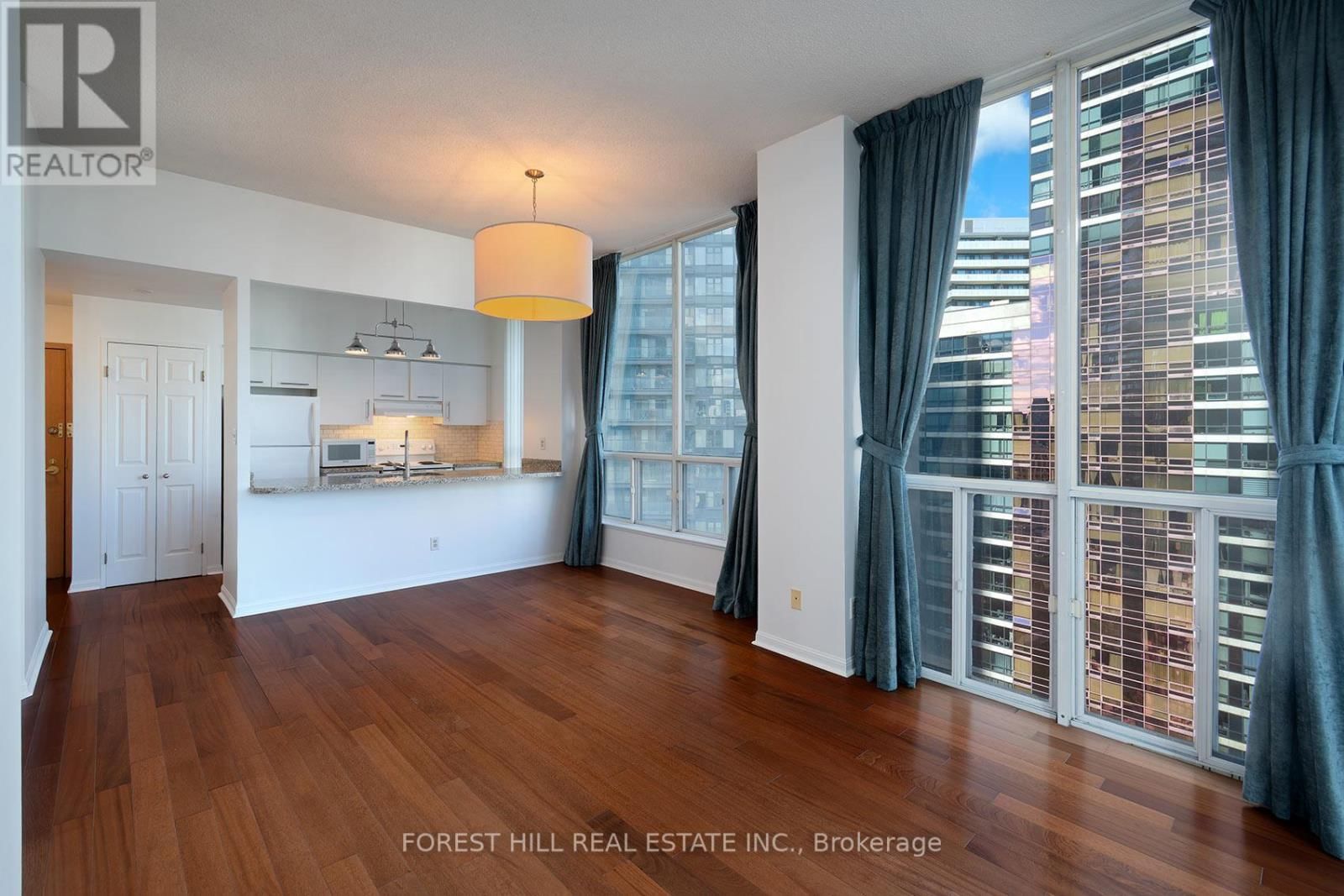 2405 - 24 WELLESLEY STREET WEST Image 14