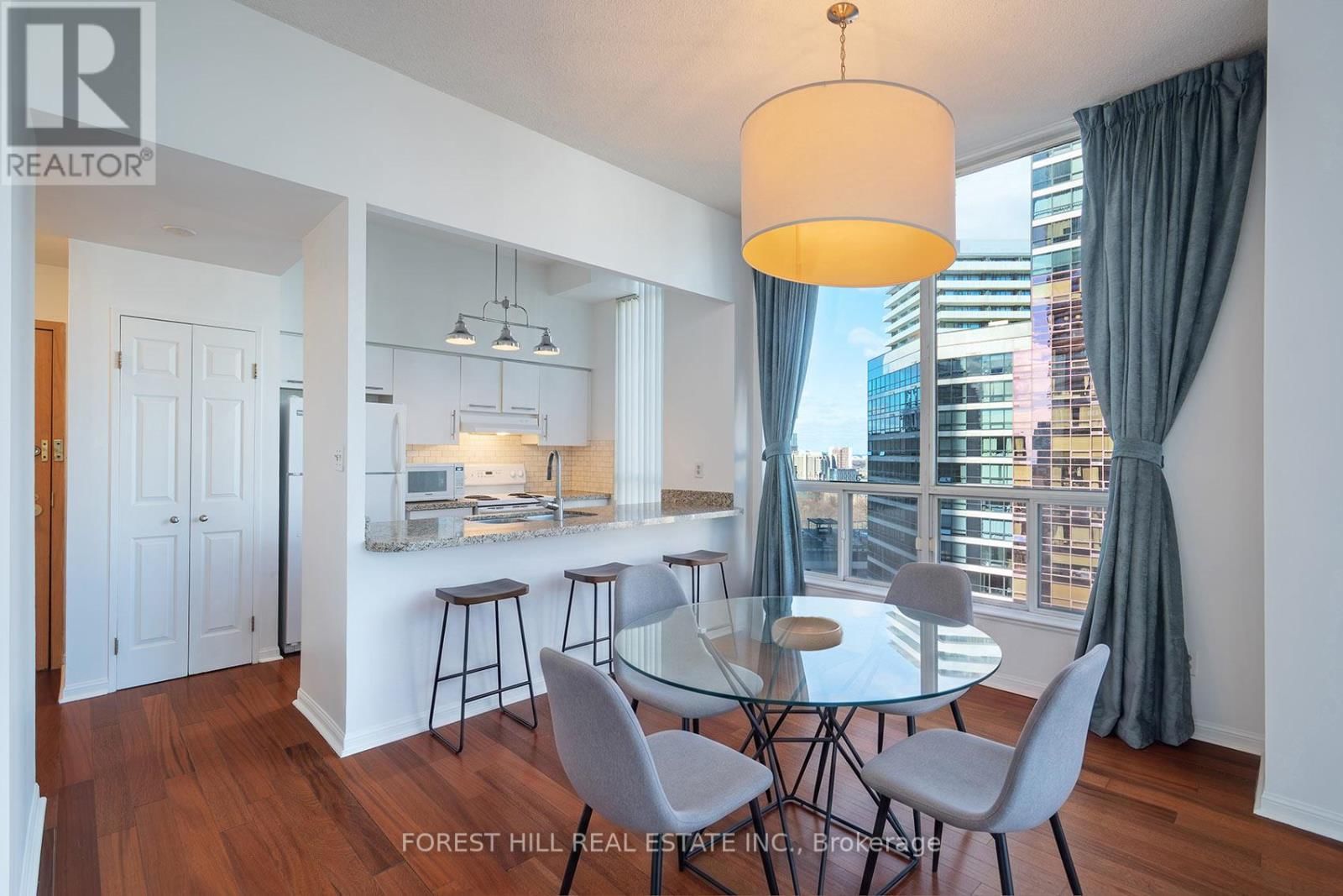 2405 - 24 WELLESLEY STREET WEST Image 19