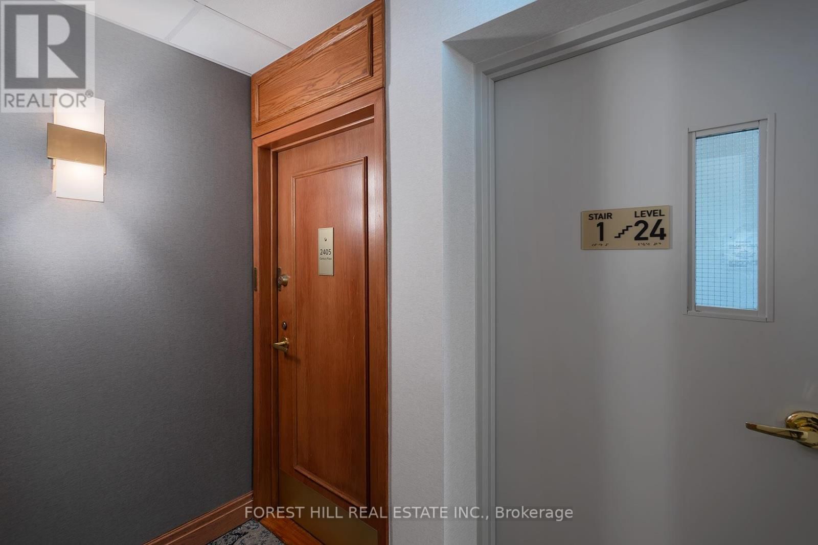 2405 - 24 WELLESLEY STREET WEST Image 2