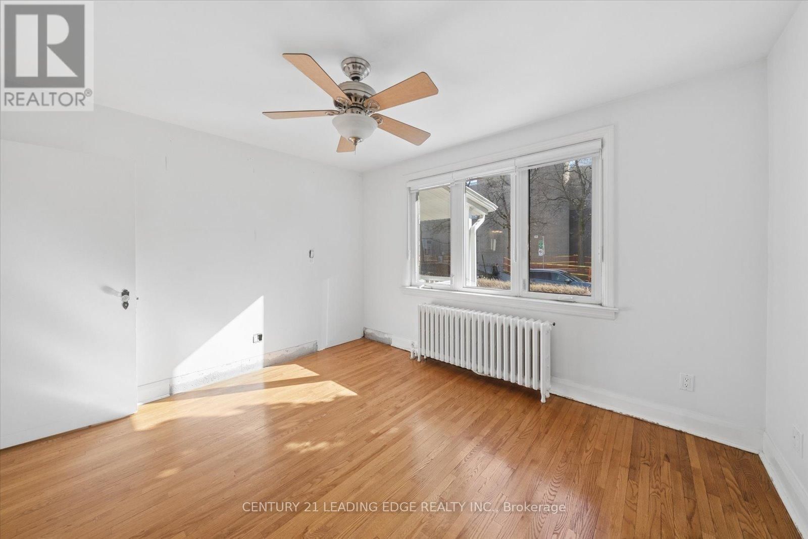 490 ARLINGTON AVENUE Image 19