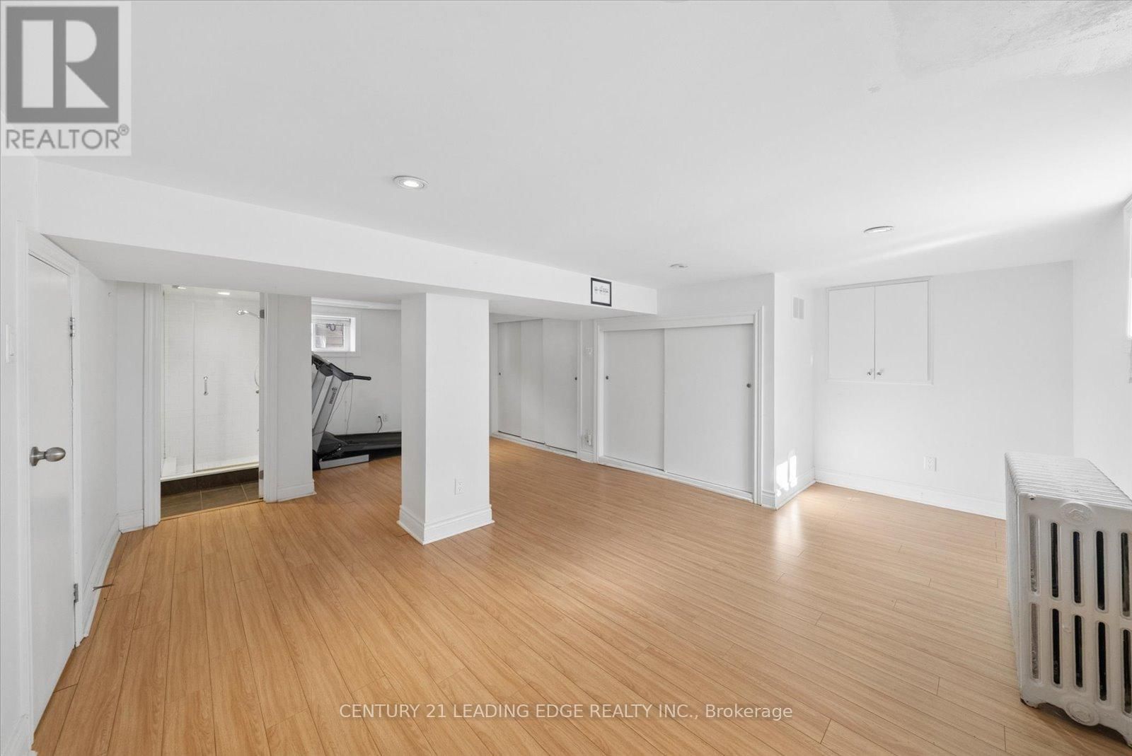 490 ARLINGTON AVENUE Image 24