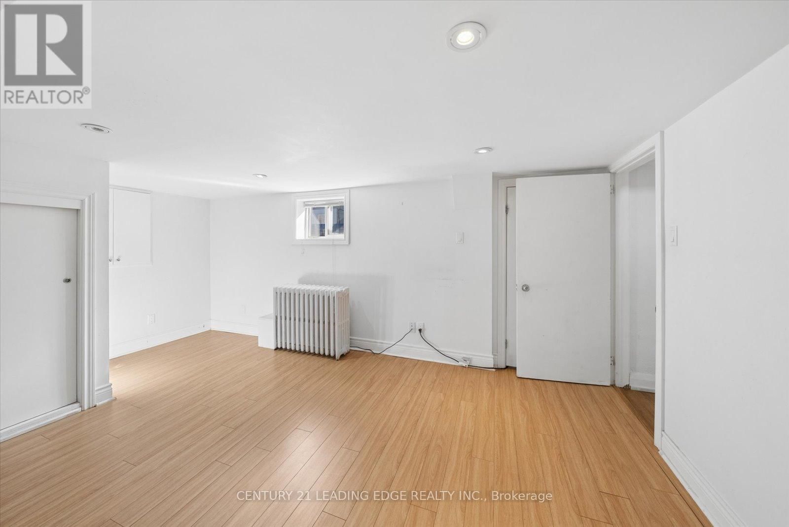 490 ARLINGTON AVENUE Image 26