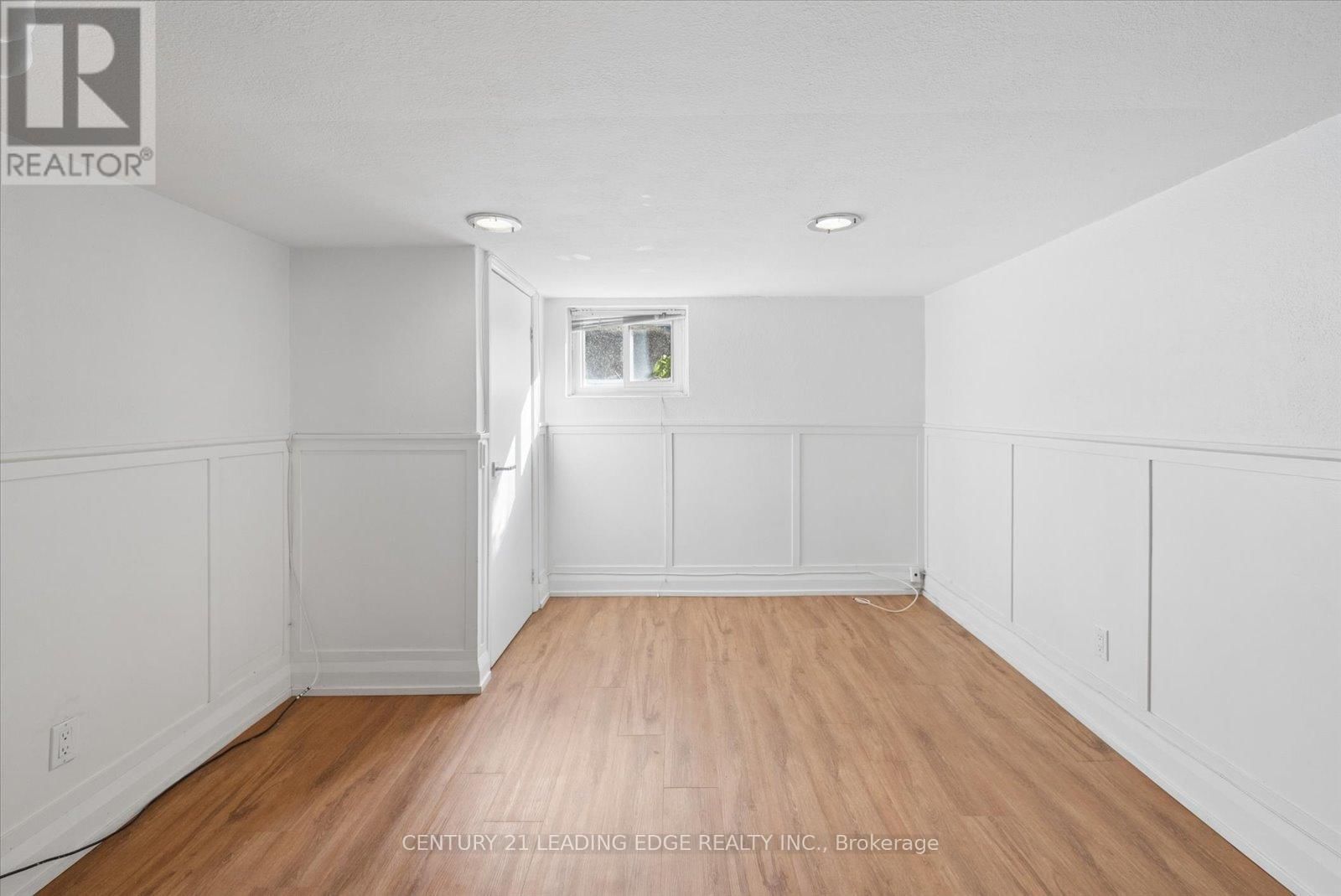 490 ARLINGTON AVENUE Image 28