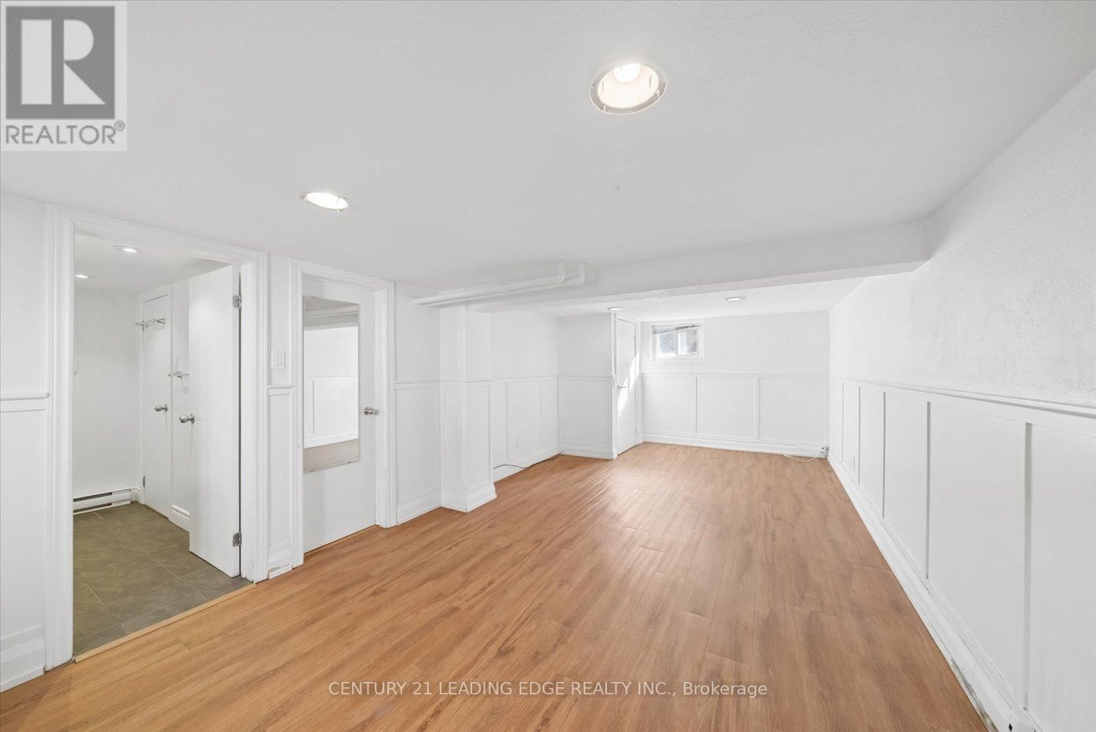 490 ARLINGTON AVENUE Image 29