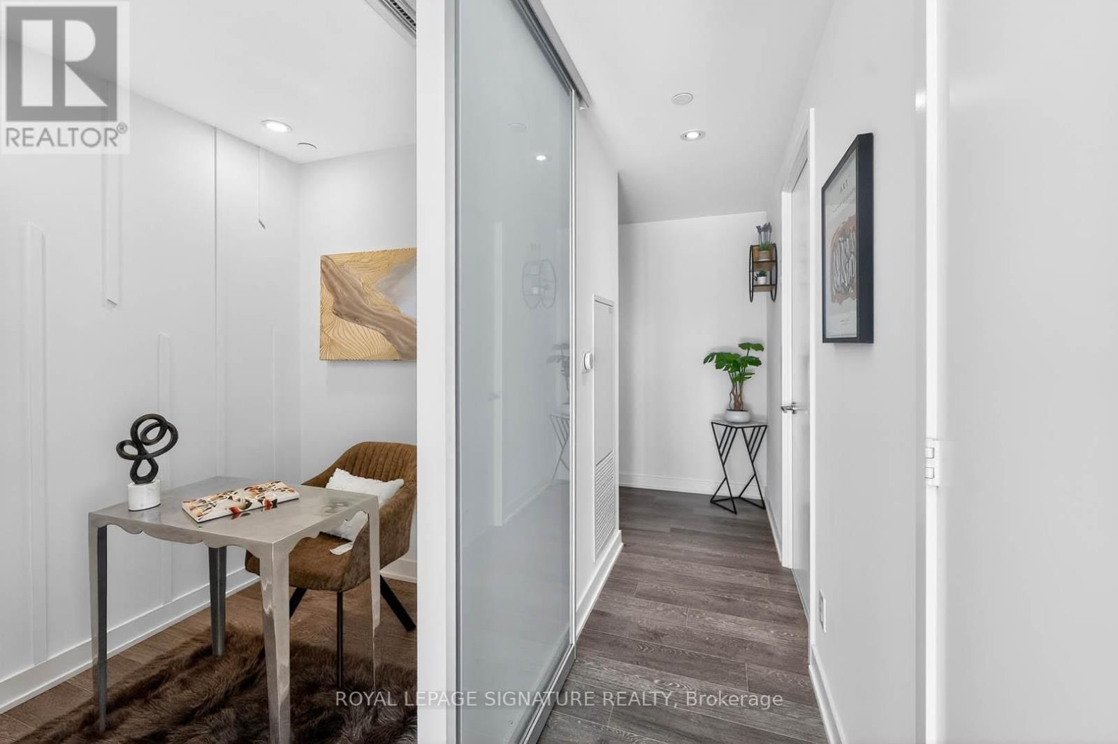 1110 - 185 ROEHAMPTON AVENUE Image 10